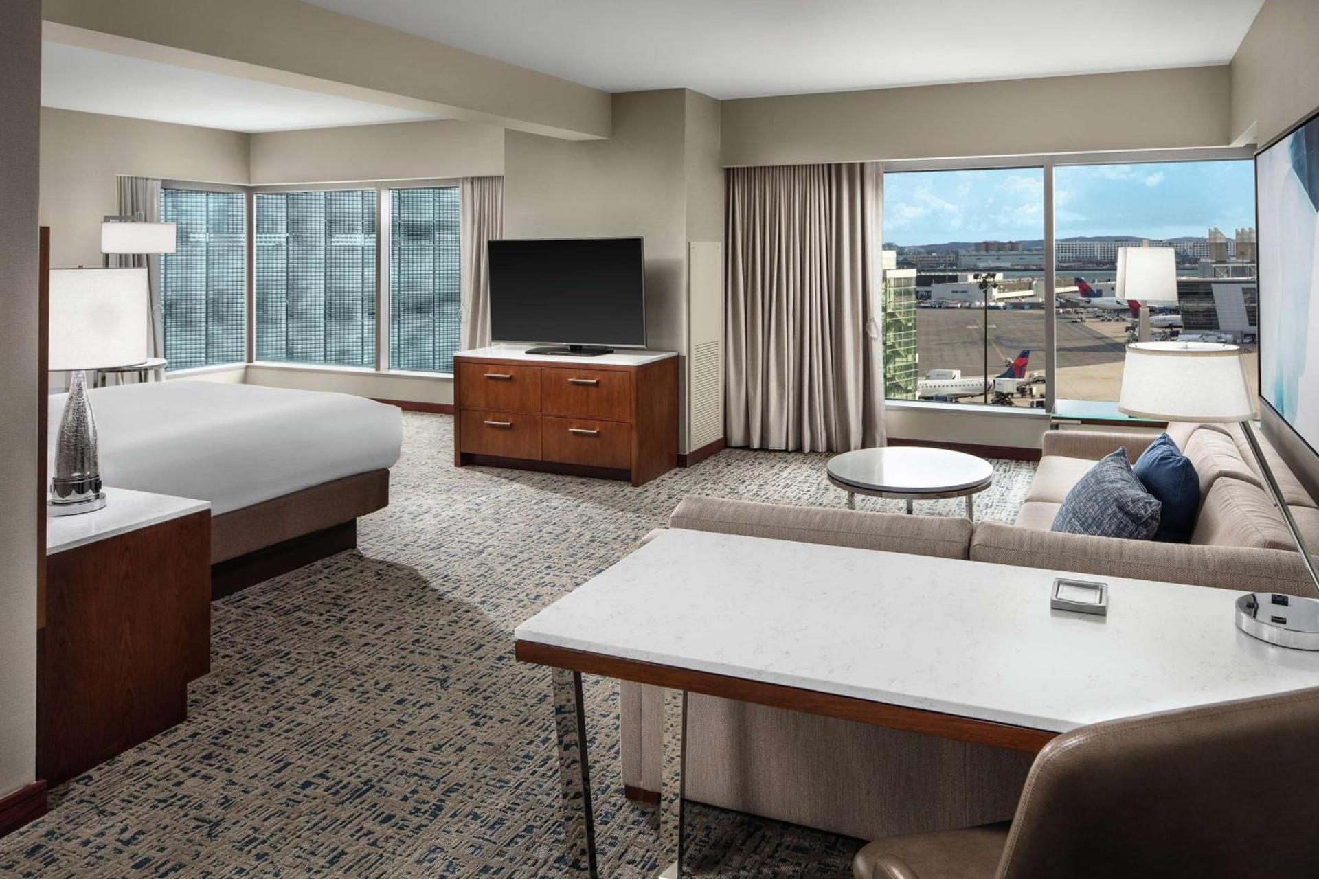 Hilton Boston Logan Airport photo 38
