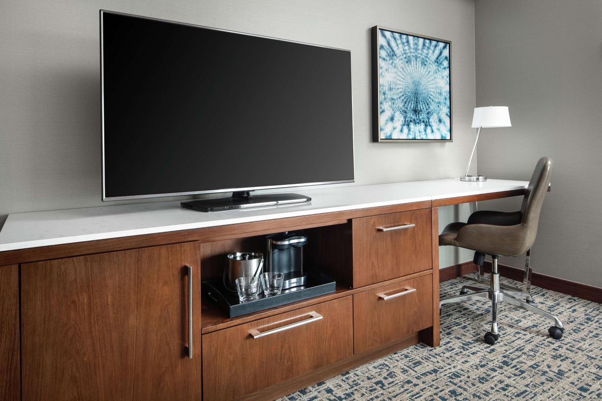 Hilton Boston Logan Airport photo 40