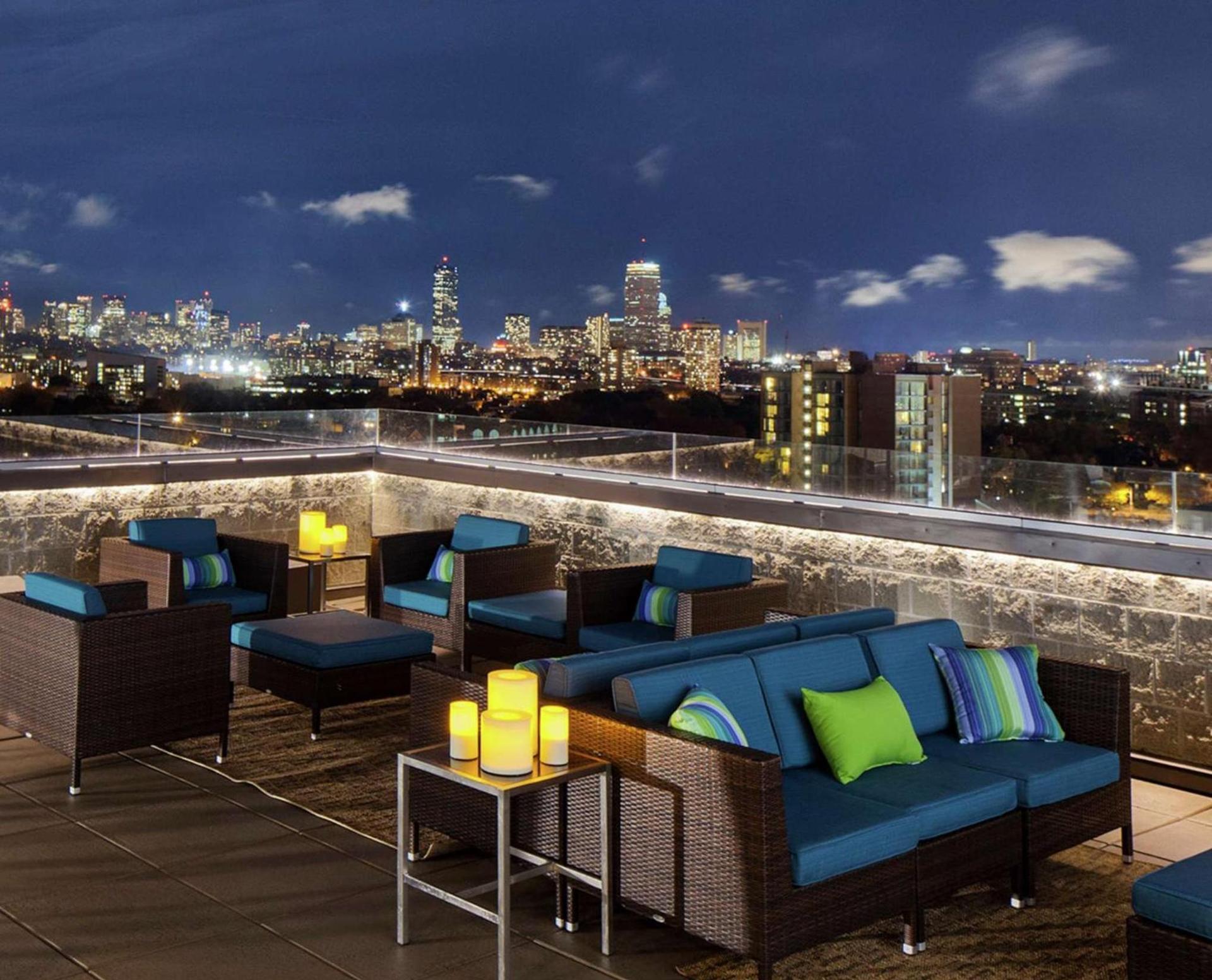 DoubleTree Suites by Hilton Hotel Boston - Cambridge photo 3