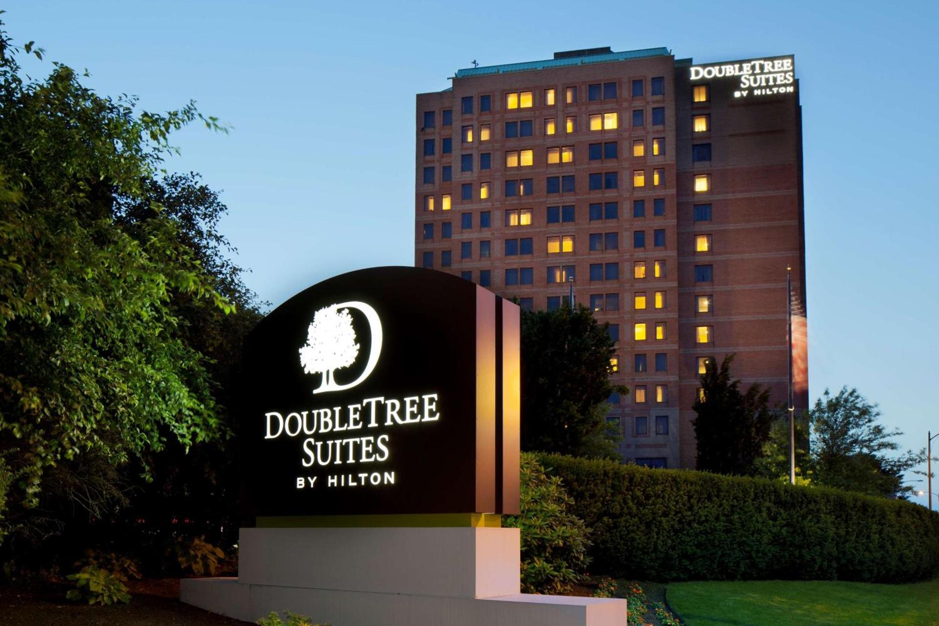 DoubleTree Suites by Hilton Hotel Boston - Cambridge photo 7