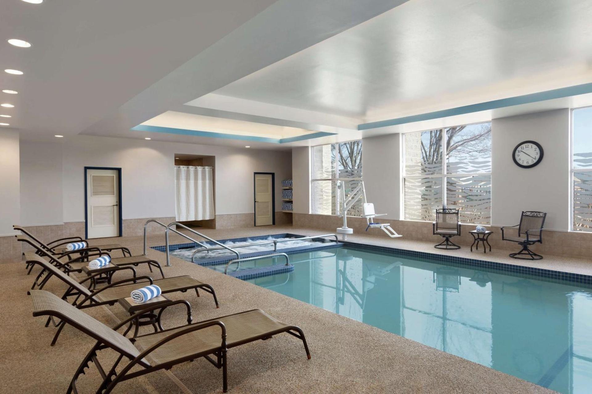 DoubleTree Suites by Hilton Hotel Boston - Cambridge photo 15