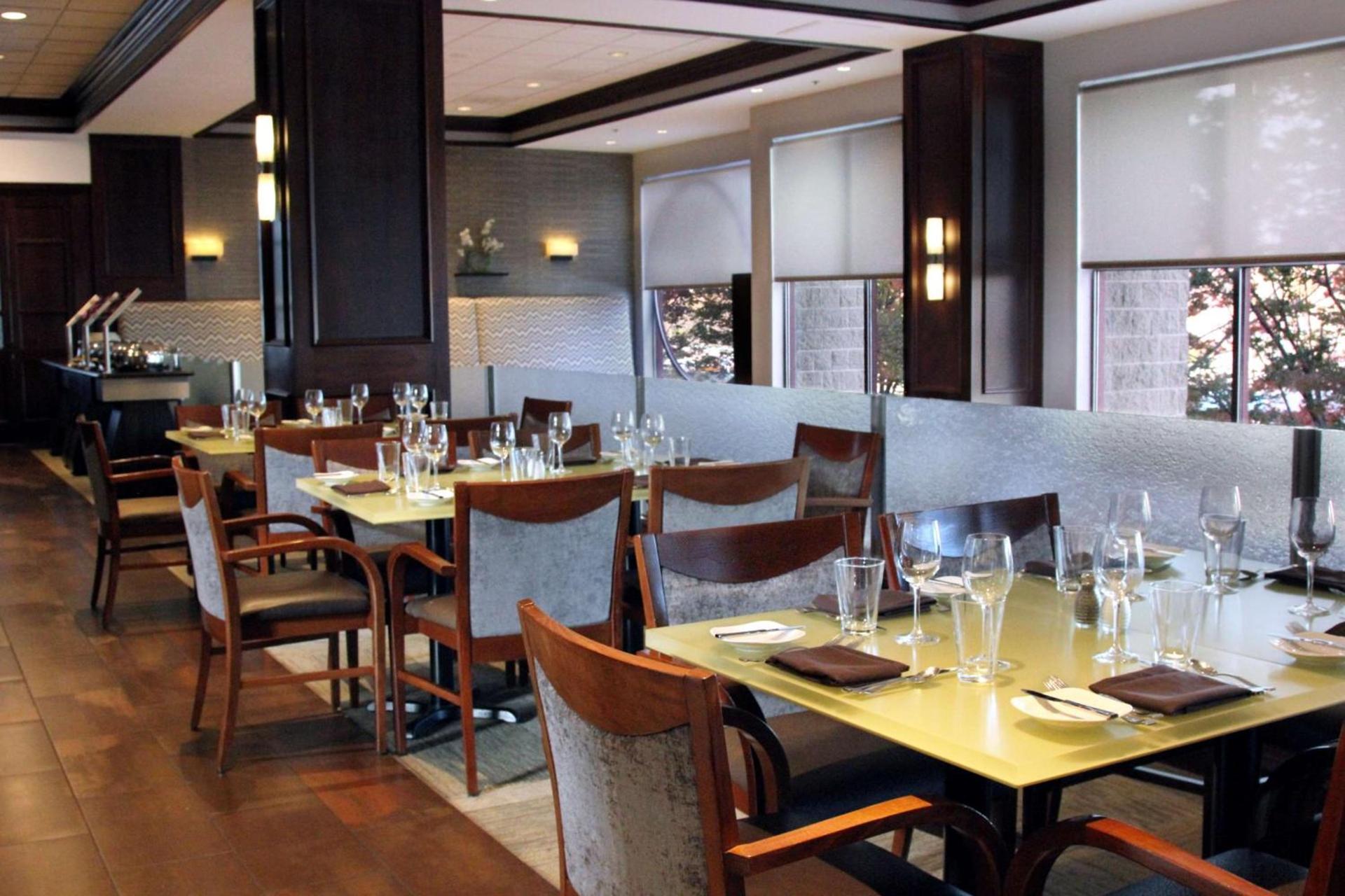 DoubleTree Suites by Hilton Hotel Boston - Cambridge photo 21