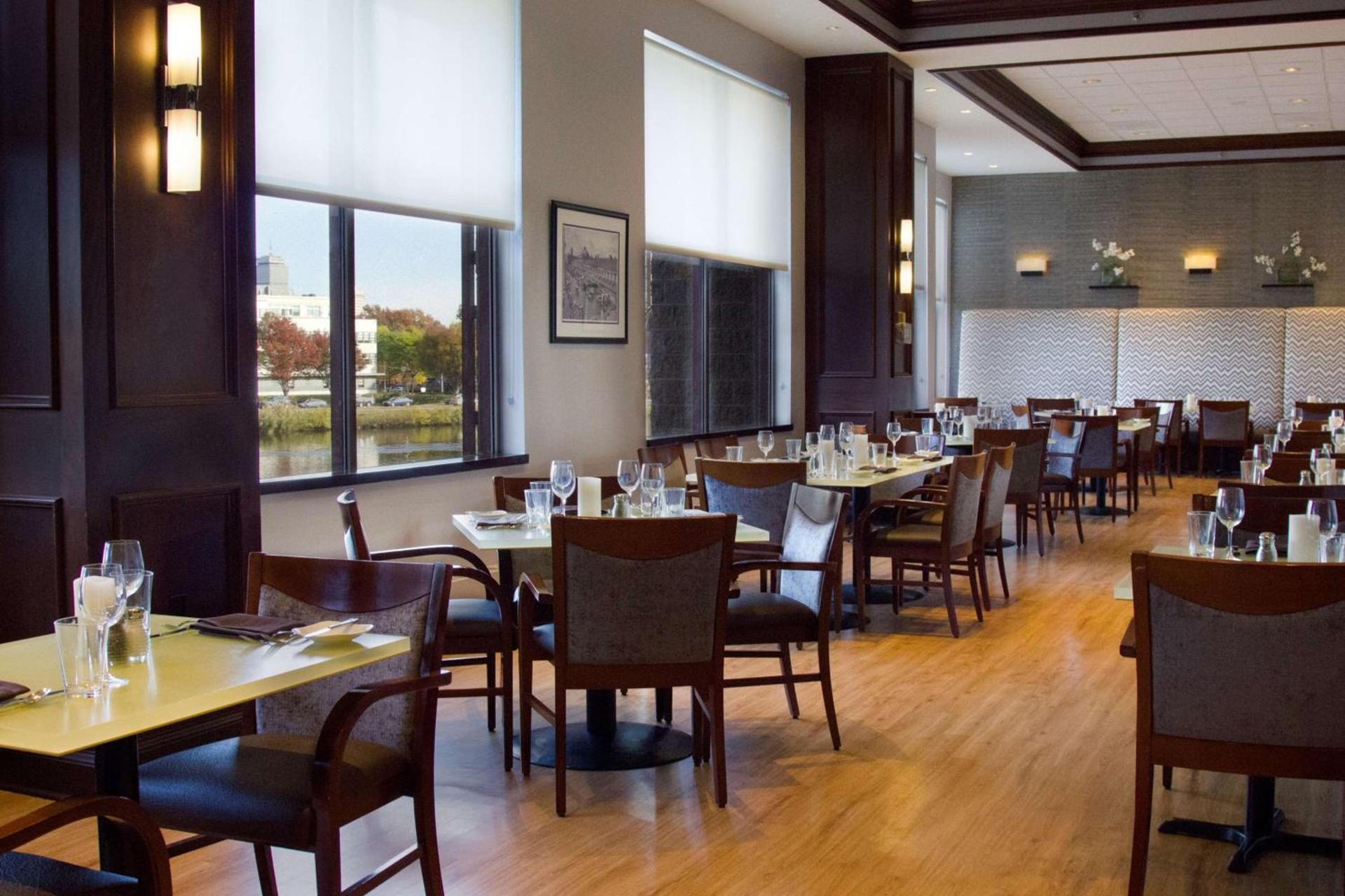 DoubleTree Suites by Hilton Hotel Boston - Cambridge photo 20