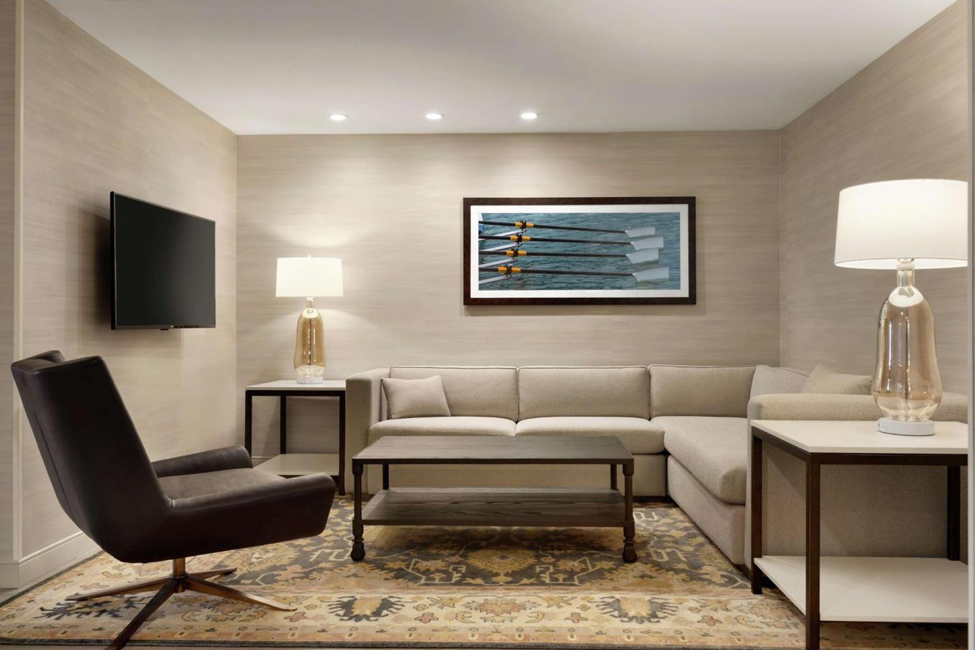 DoubleTree Suites by Hilton Hotel Boston - Cambridge photo 30