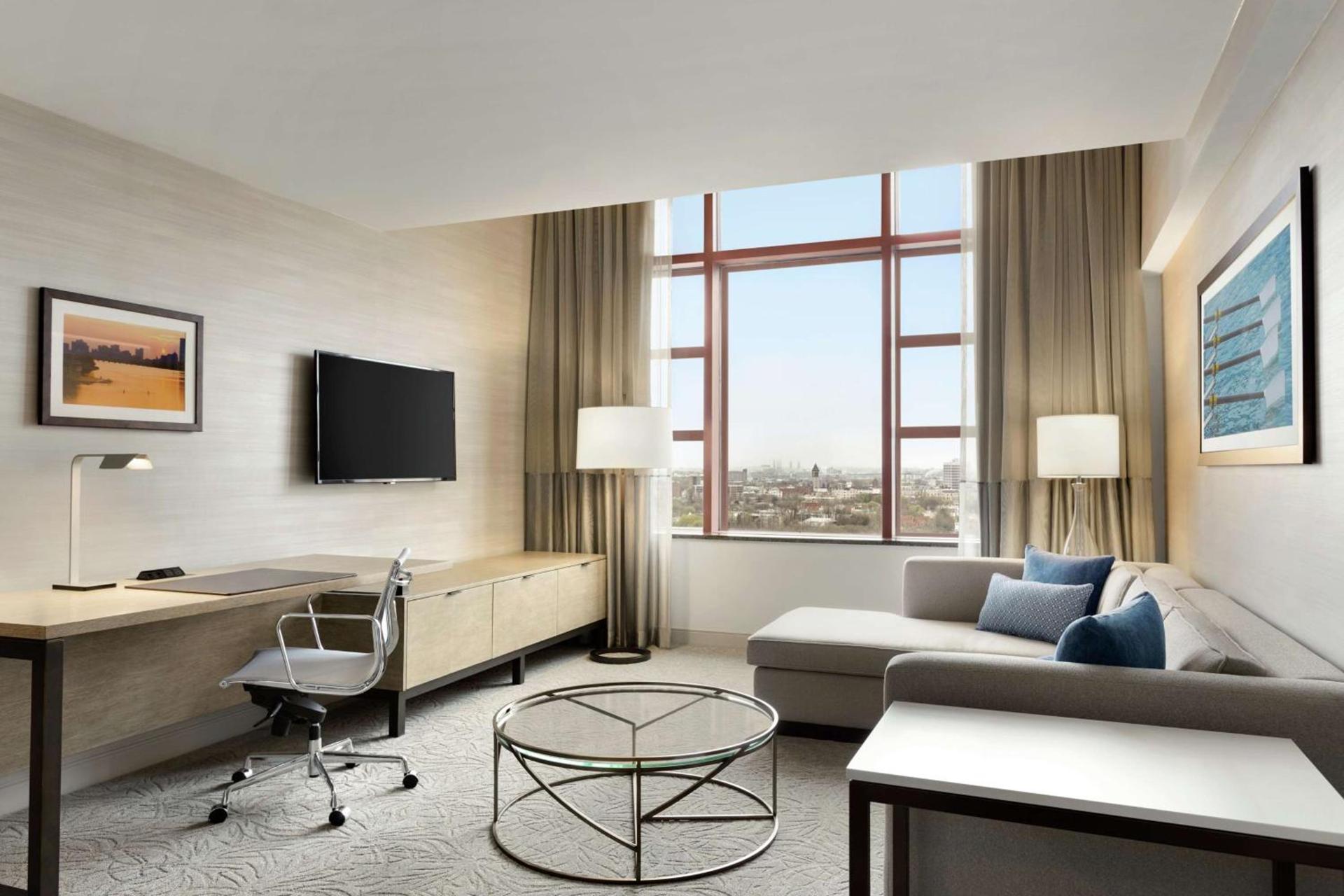 DoubleTree Suites by Hilton Hotel Boston - Cambridge photo 37