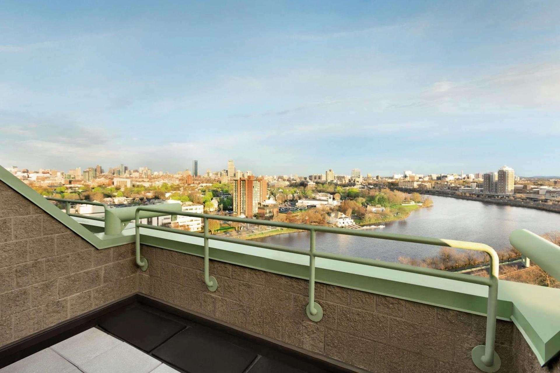 DoubleTree Suites by Hilton Hotel Boston - Cambridge photo 39