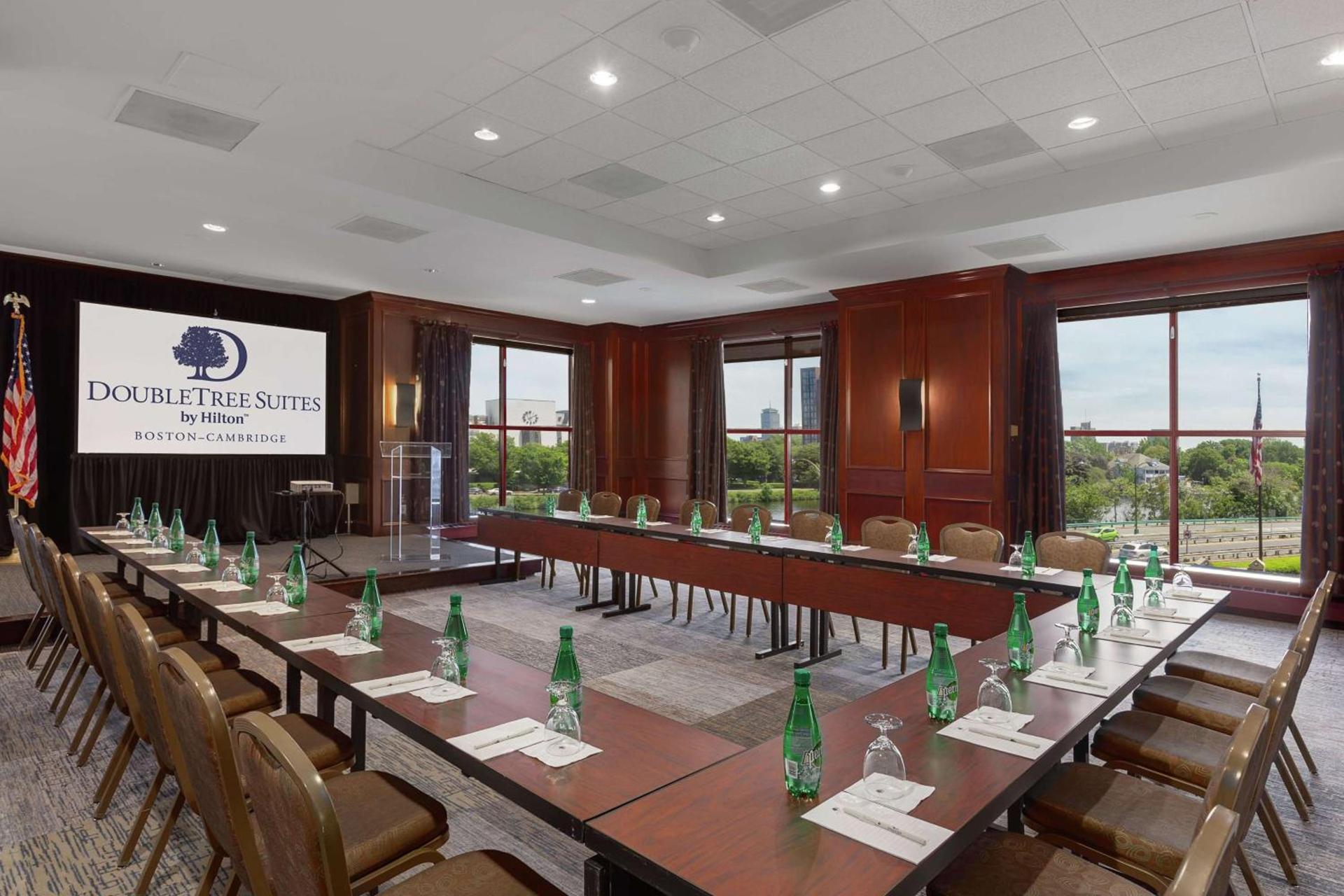 DoubleTree Suites by Hilton Hotel Boston - Cambridge photo 46