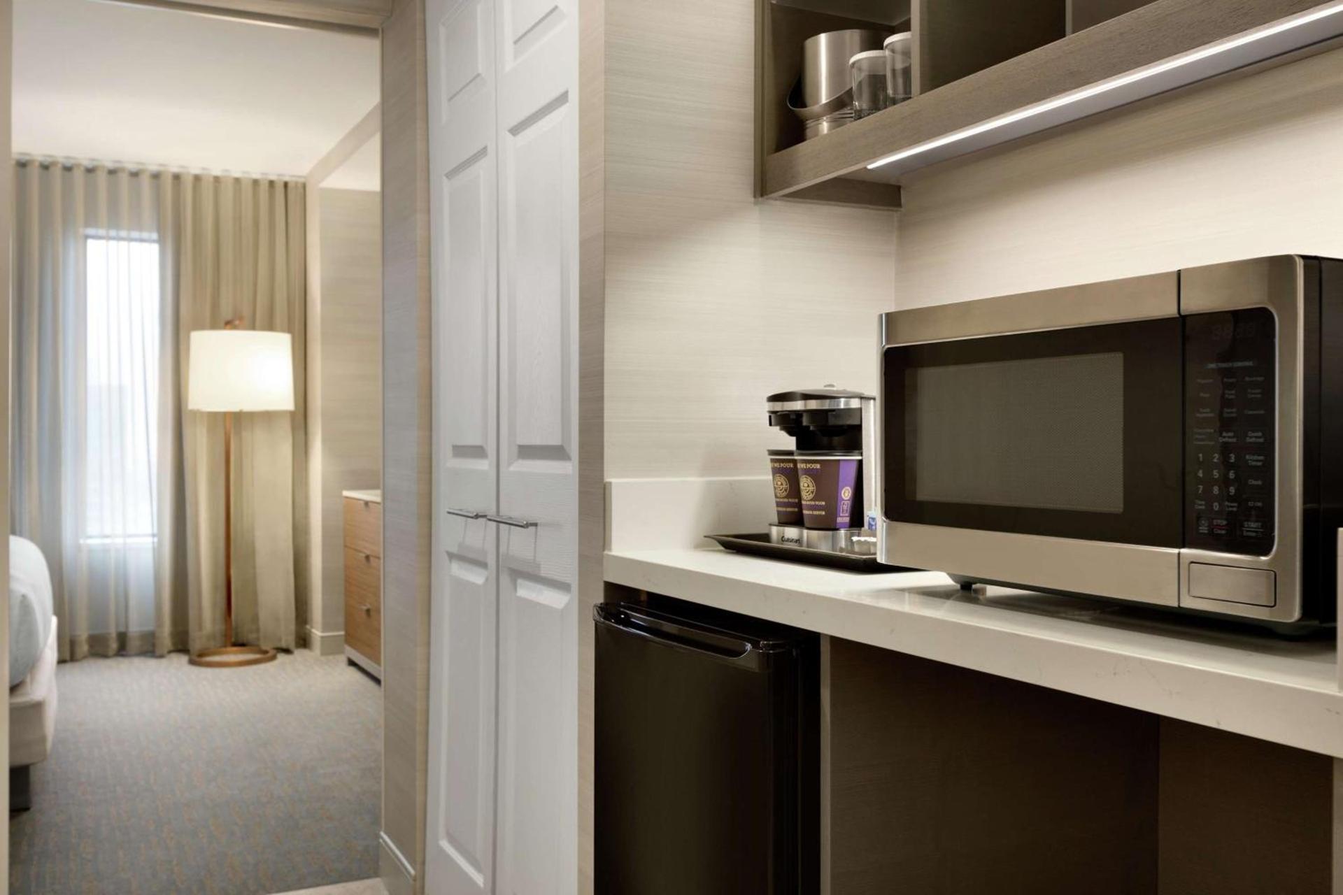 DoubleTree Suites by Hilton Hotel Boston - Cambridge photo 70