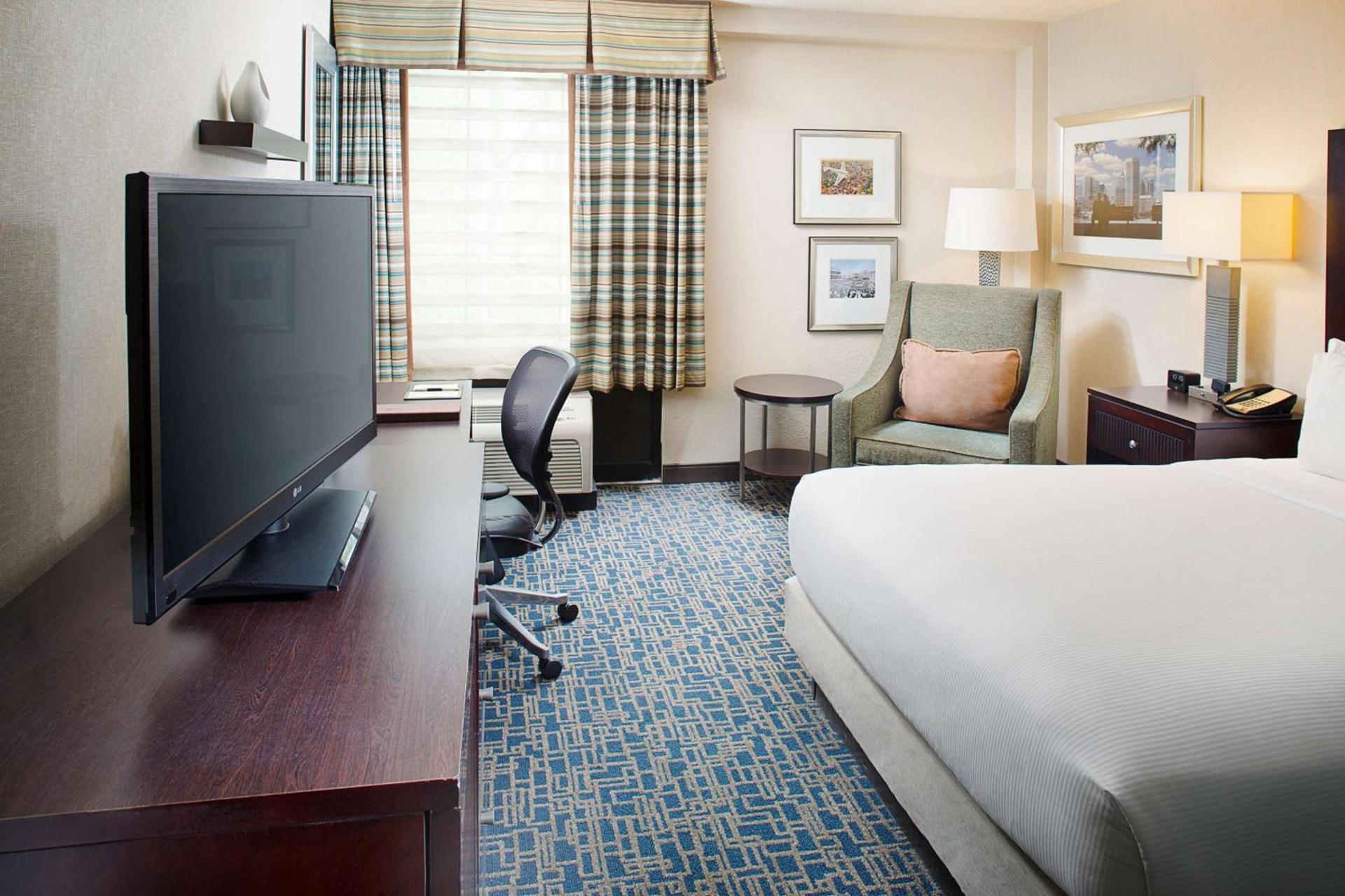 DoubleTree by Hilton Baltimore - BWI Airport photo 12