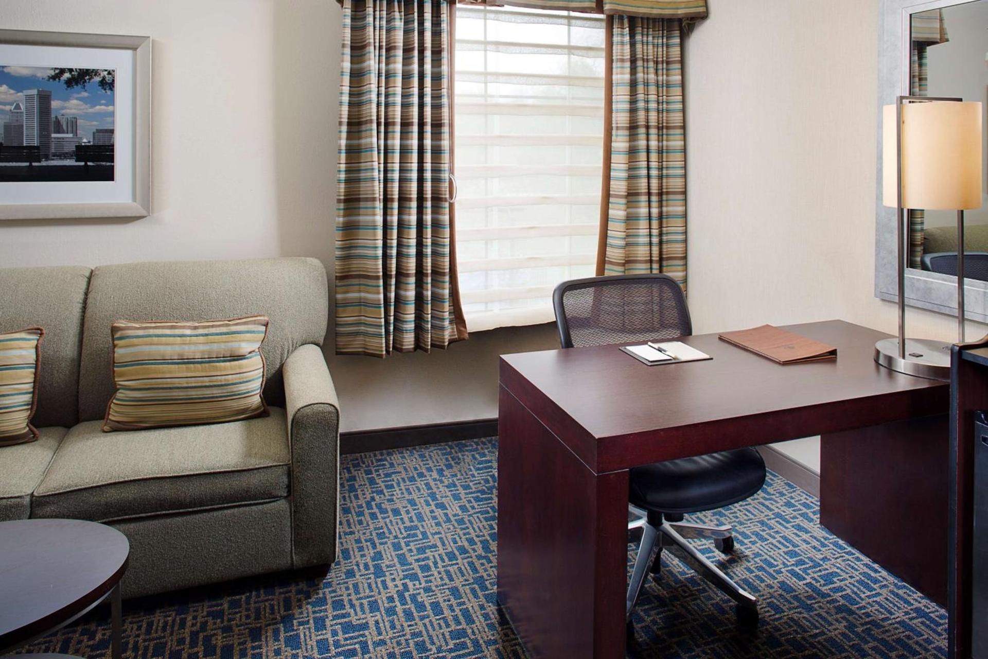 DoubleTree by Hilton Baltimore - BWI Airport photo 13