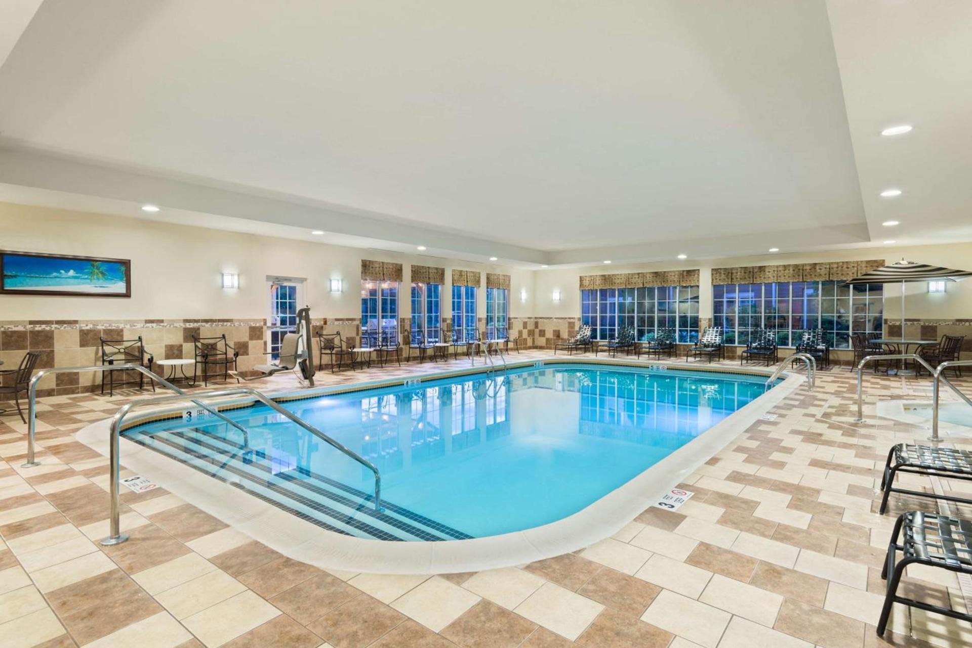 Homewood Suites by Hilton Buffalo-Amherst photo 6