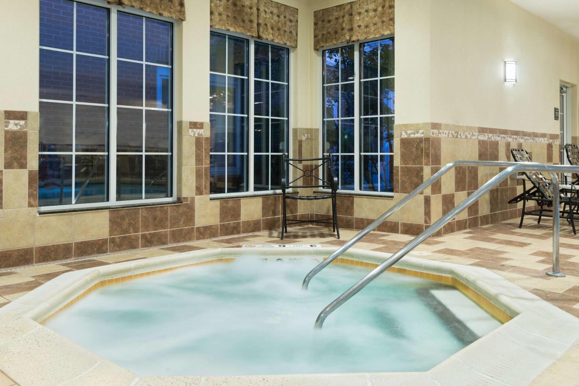 Homewood Suites by Hilton Buffalo-Amherst photo 27
