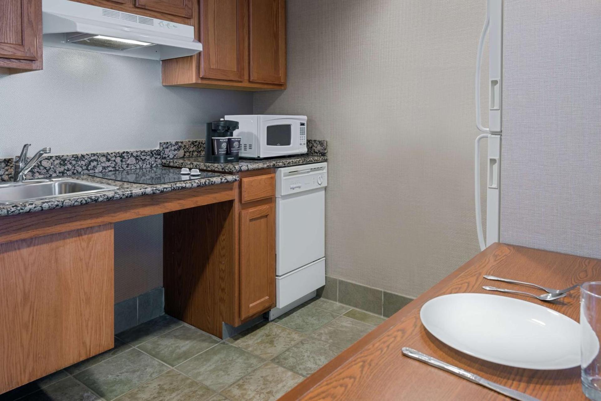Homewood Suites by Hilton Buffalo-Amherst photo 29