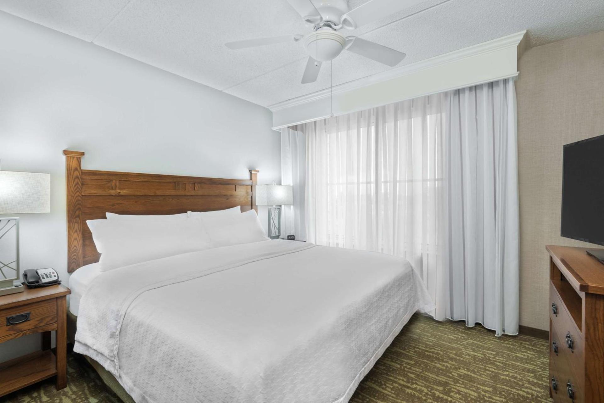 Homewood Suites by Hilton Buffalo-Amherst photo 32