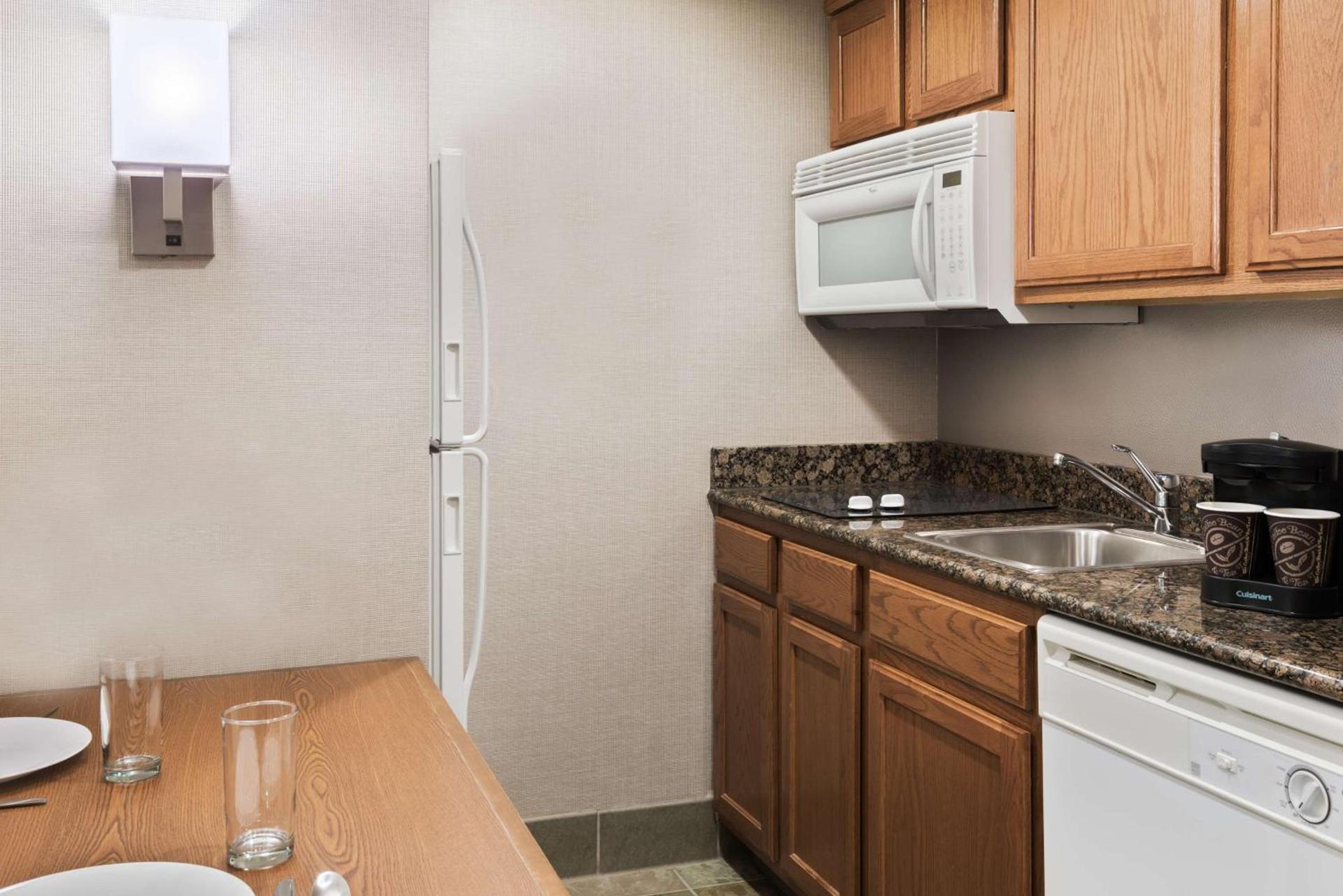 Homewood Suites by Hilton Buffalo-Amherst photo 35