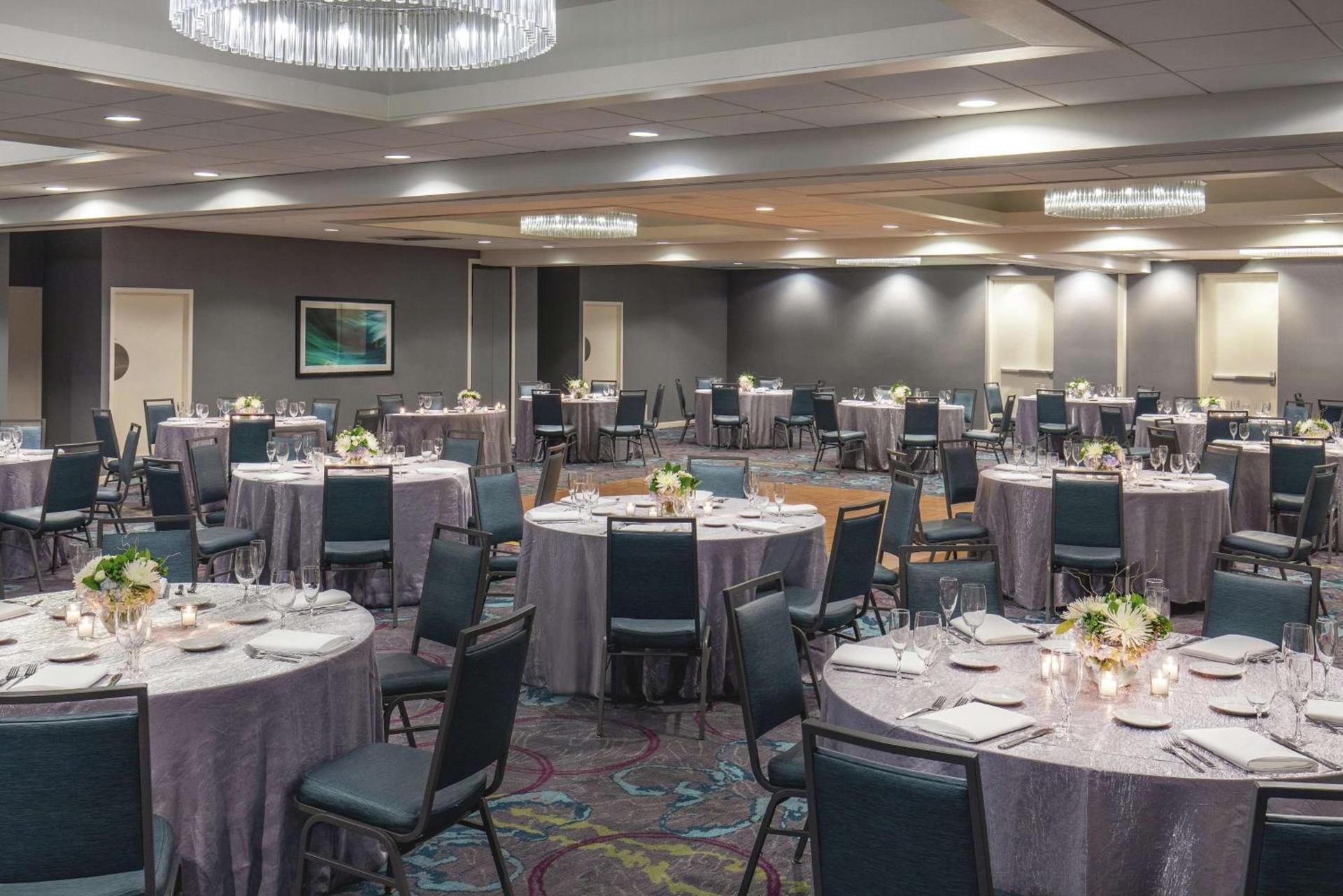 DoubleTree by Hilton Columbia photo 9