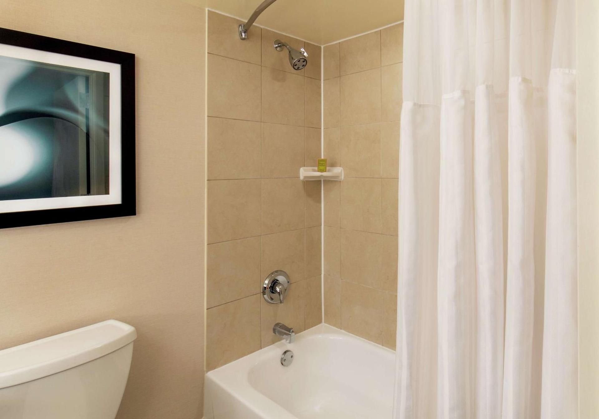 DoubleTree by Hilton Columbia photo 22