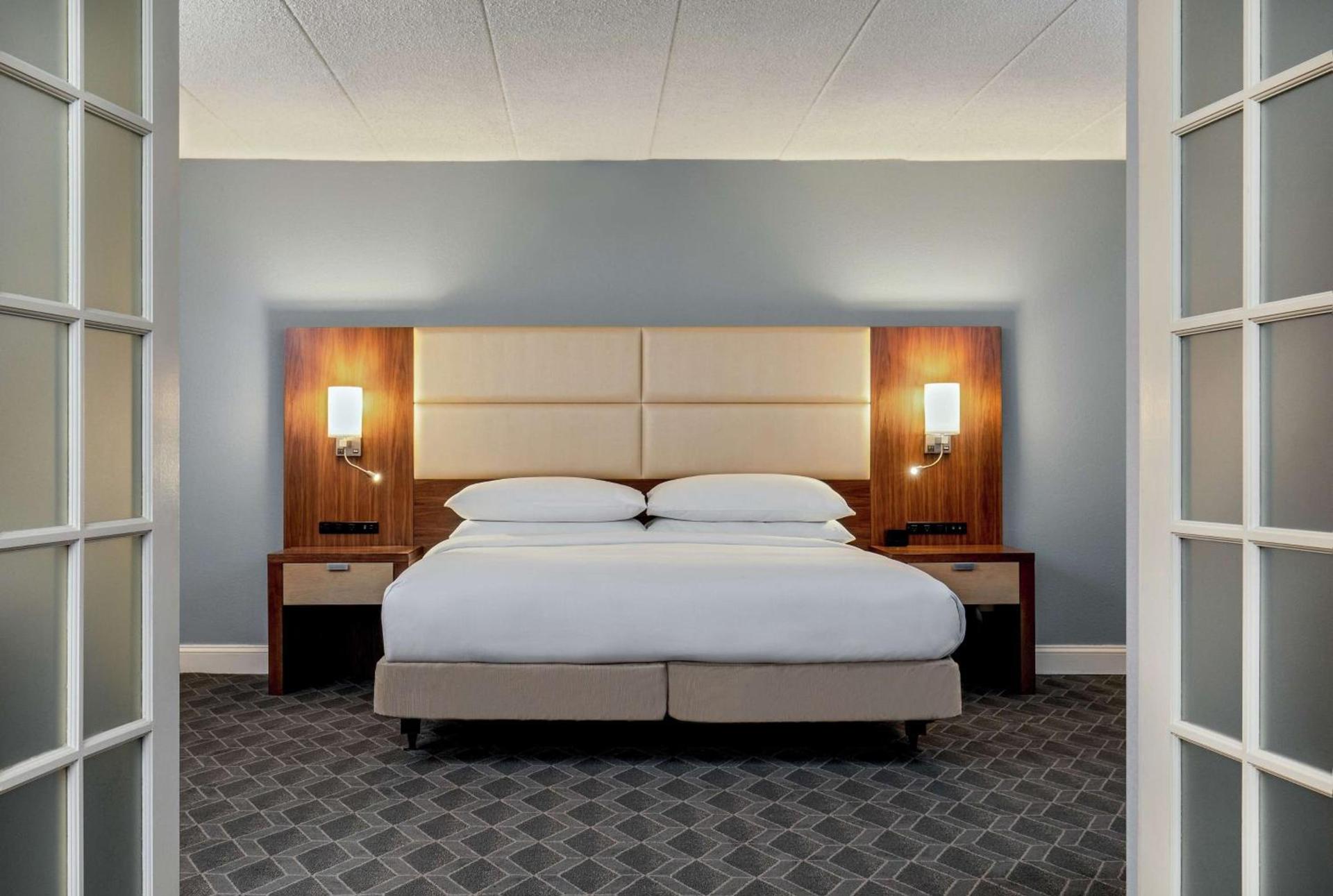DoubleTree by Hilton Columbia photo 33
