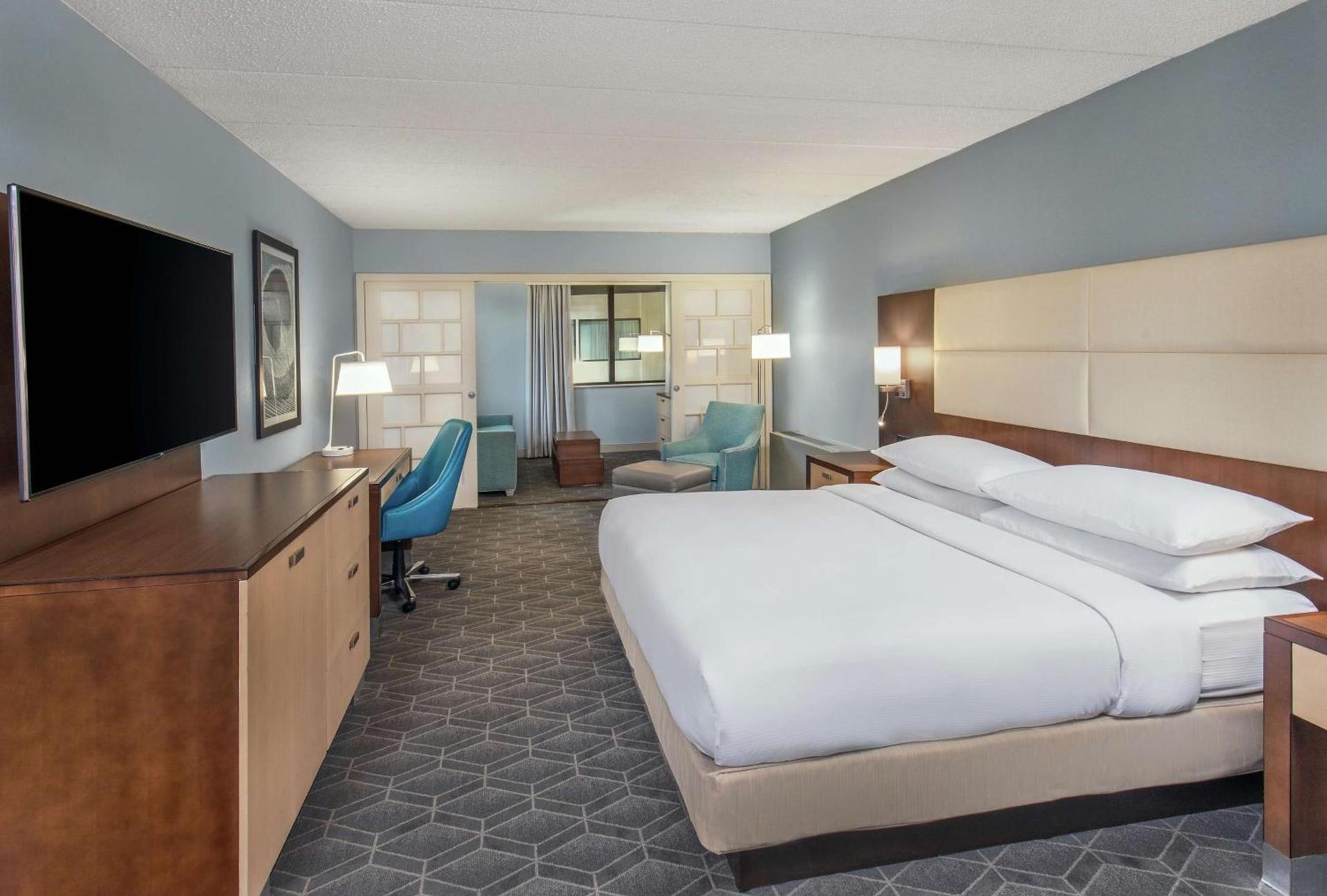 DoubleTree by Hilton Columbia photo 35