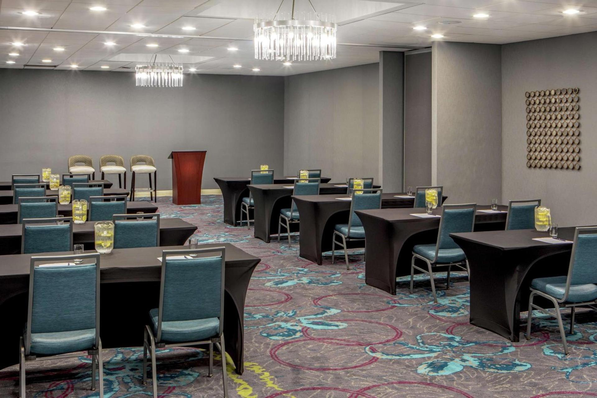 DoubleTree by Hilton Columbia photo 36