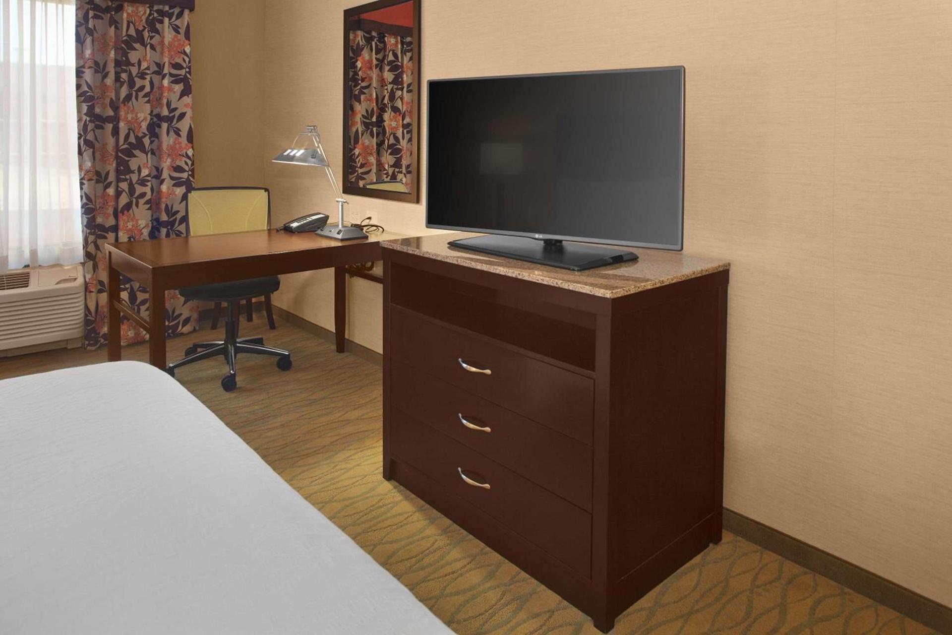 Hilton Garden Inn Akron photo 18