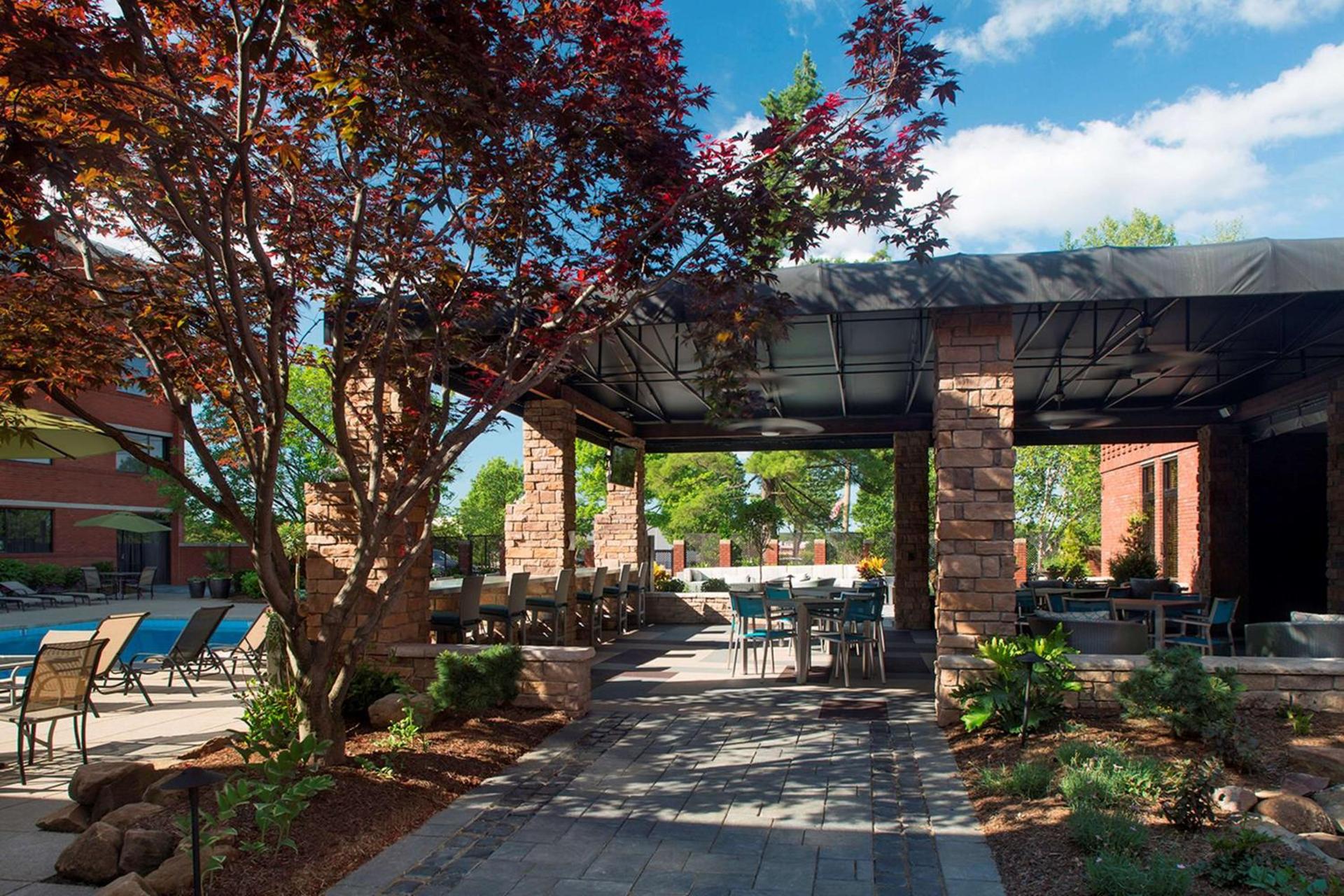 DoubleTree by Hilton Akron Fairlawn photo 8