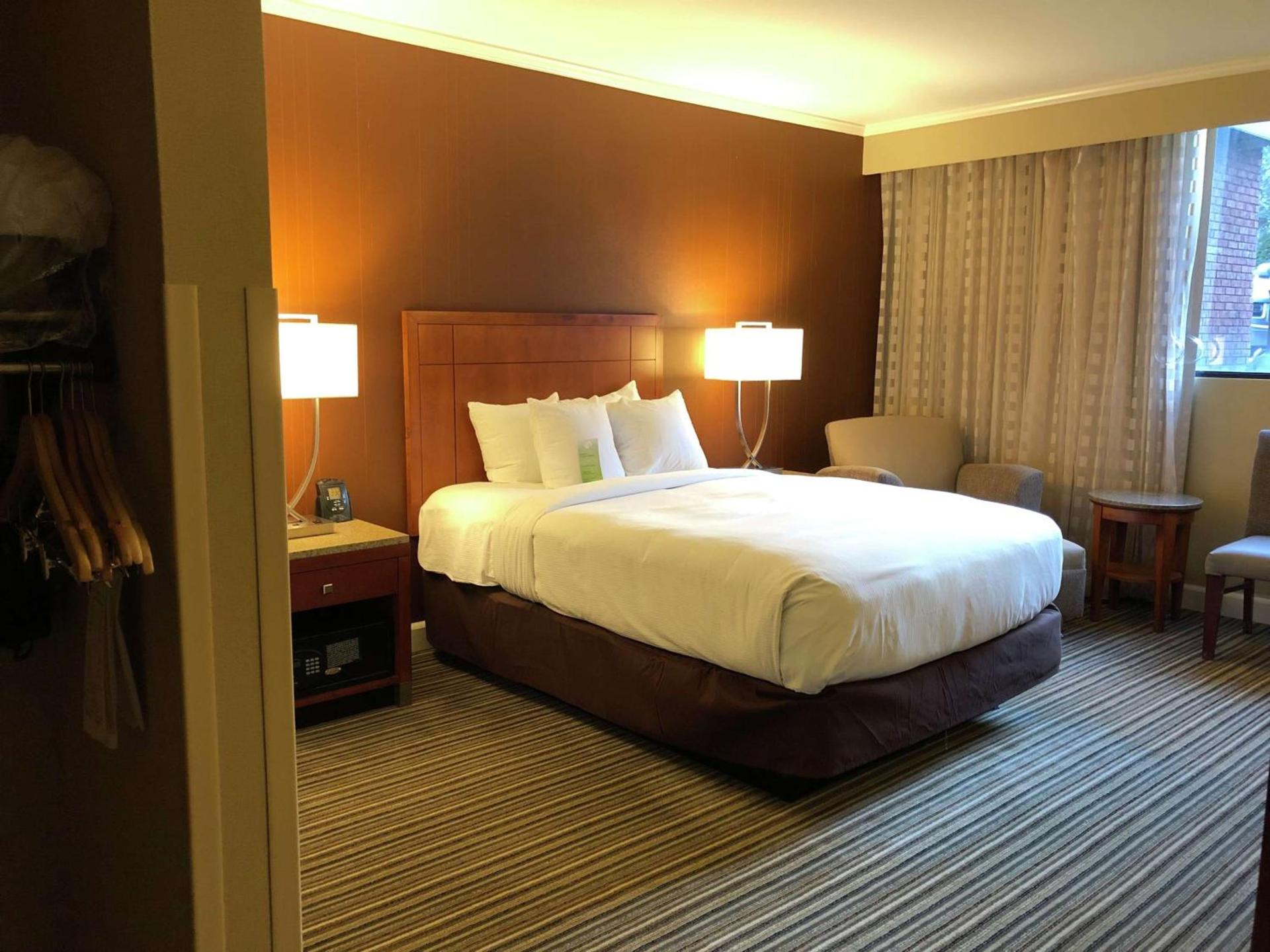 DoubleTree by Hilton Akron Fairlawn photo 32