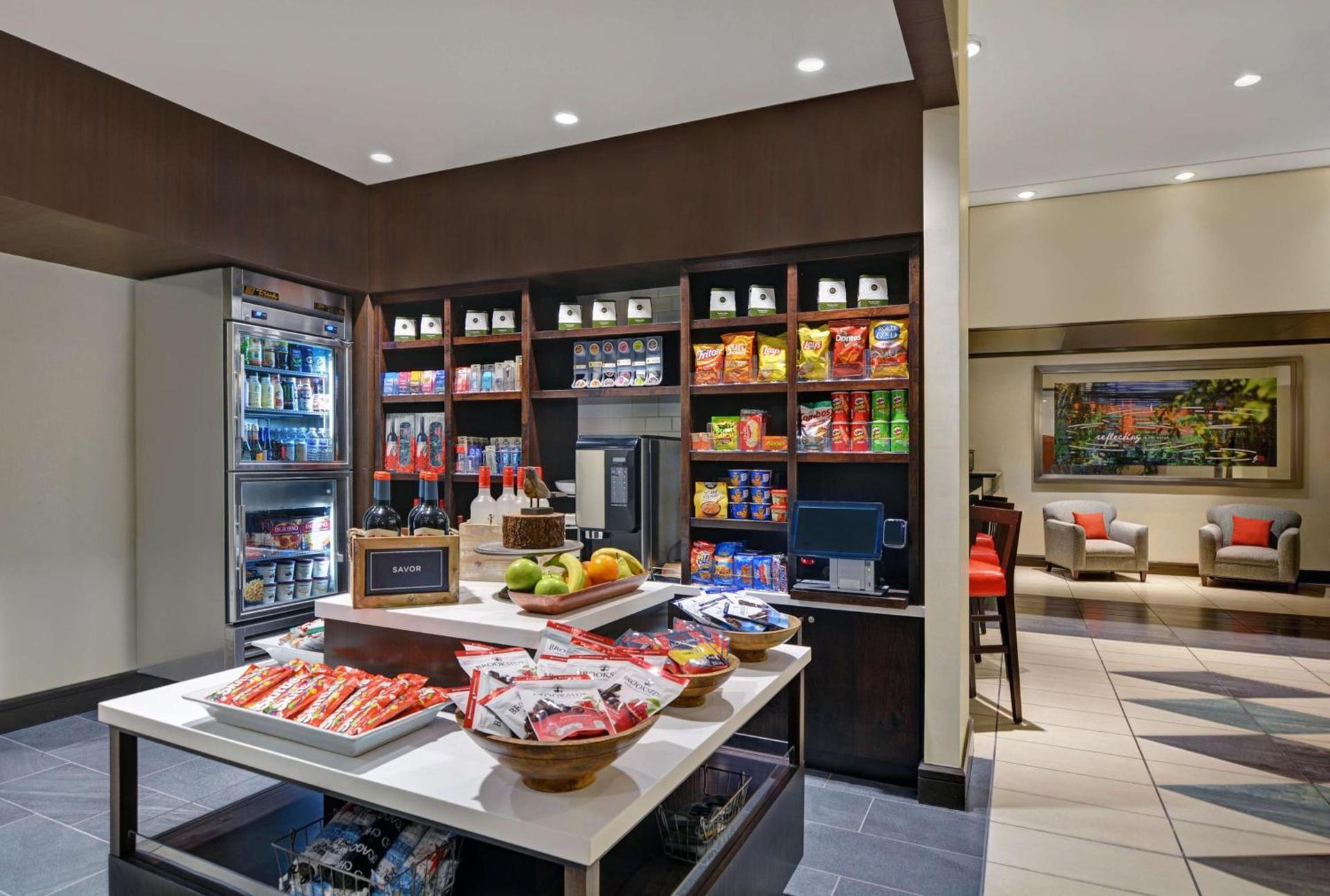 Hilton Garden Inn Chicago Downtown/Magnificent Mile photo 8