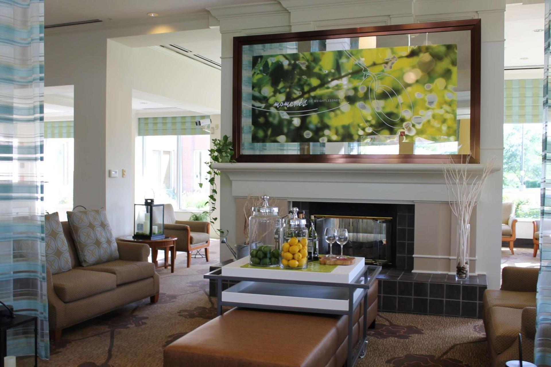 Hilton Garden Inn Addison photo 9
