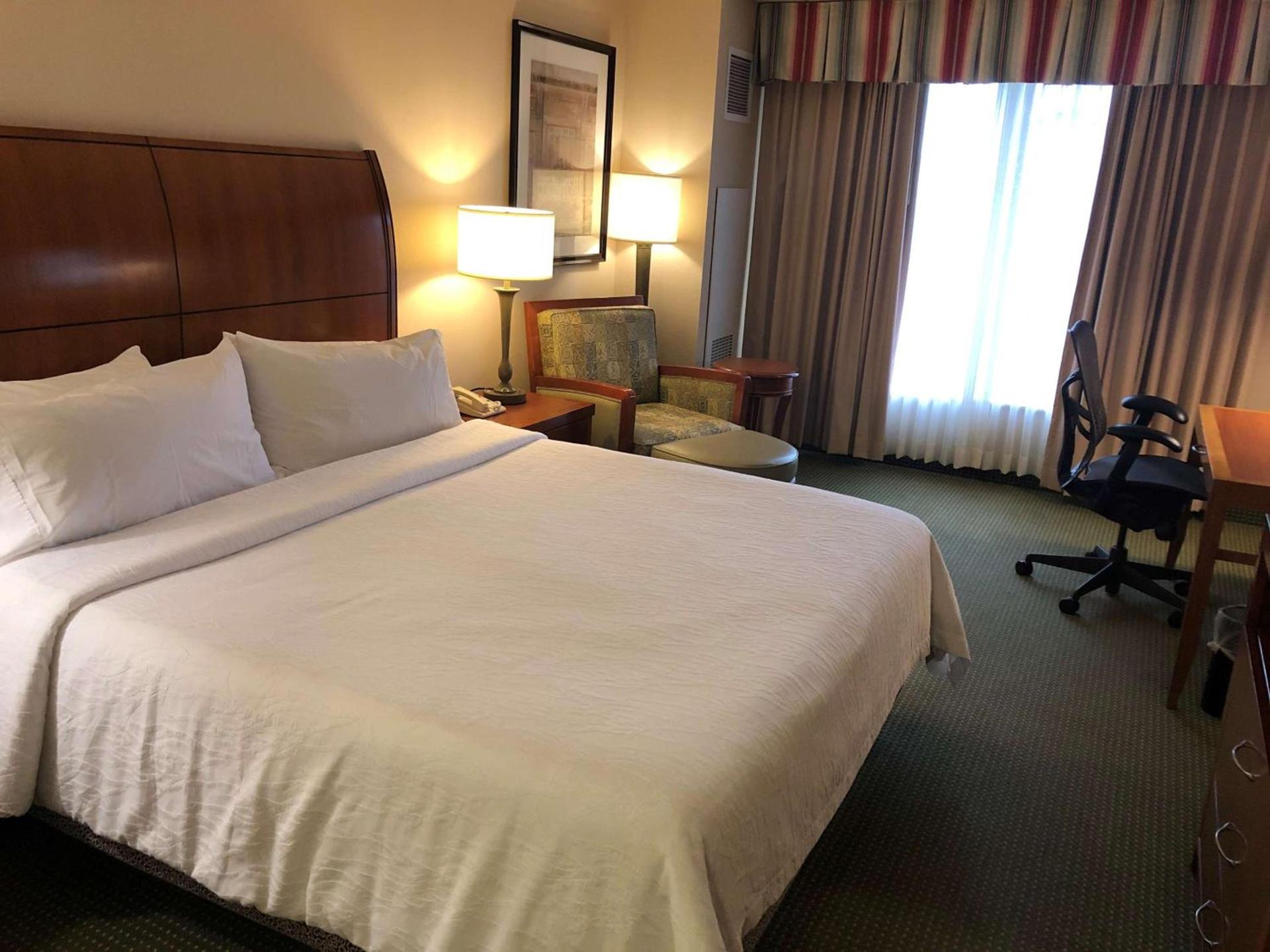 Hilton Garden Inn Addison photo 26