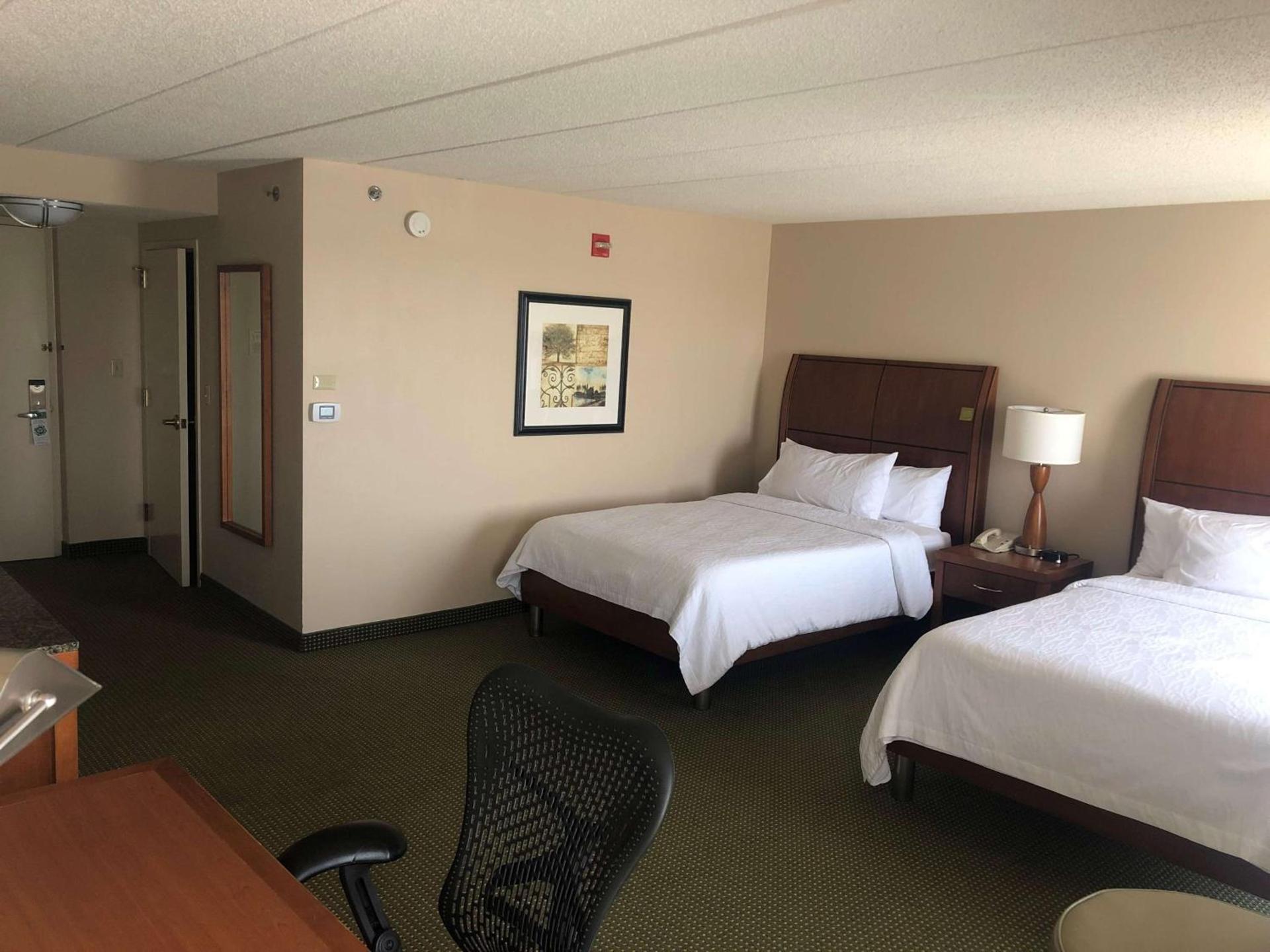 Hilton Garden Inn Addison photo 30