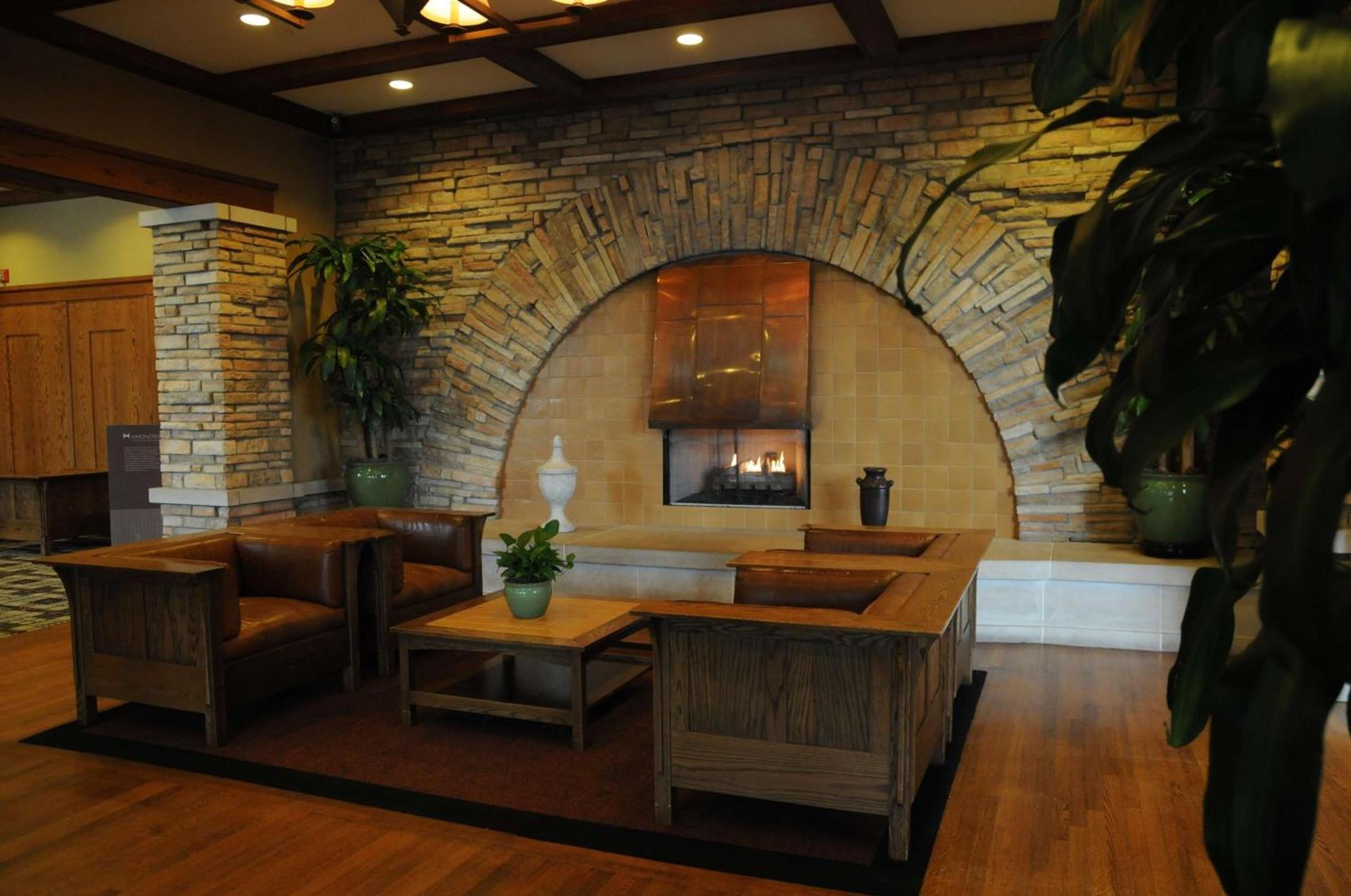 DoubleTree by Hilton Libertyville-Mundelein photo 3
