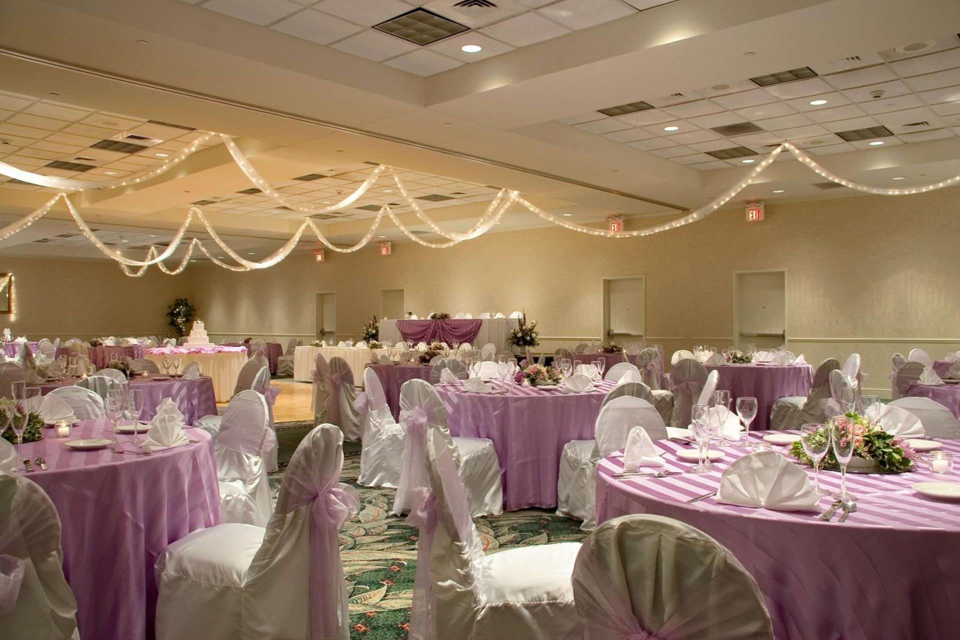 Hilton Garden Inn Saint Charles photo 26