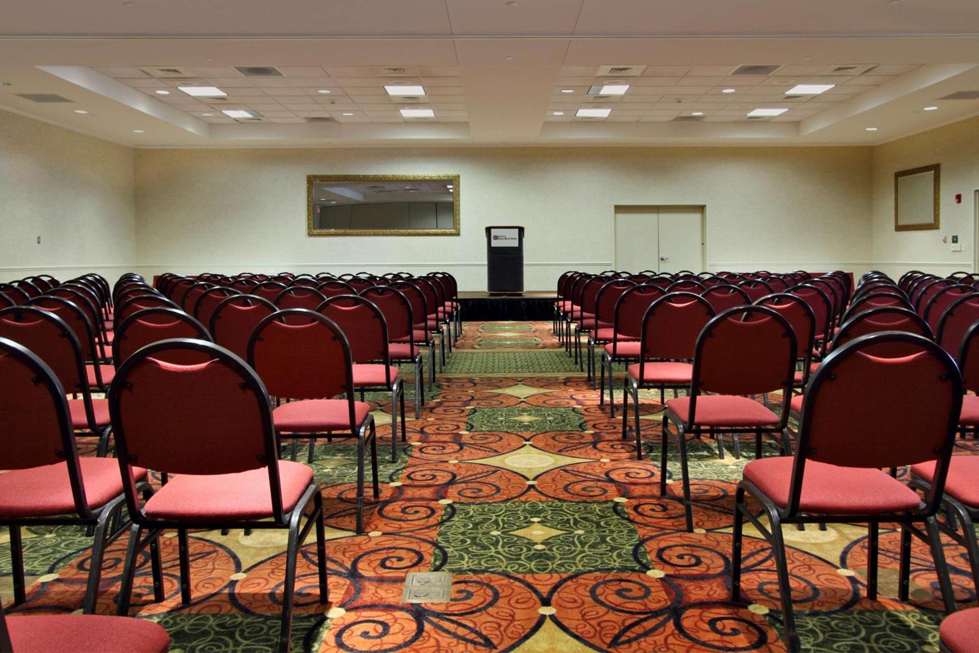 Hilton Garden Inn Saint Charles photo 27