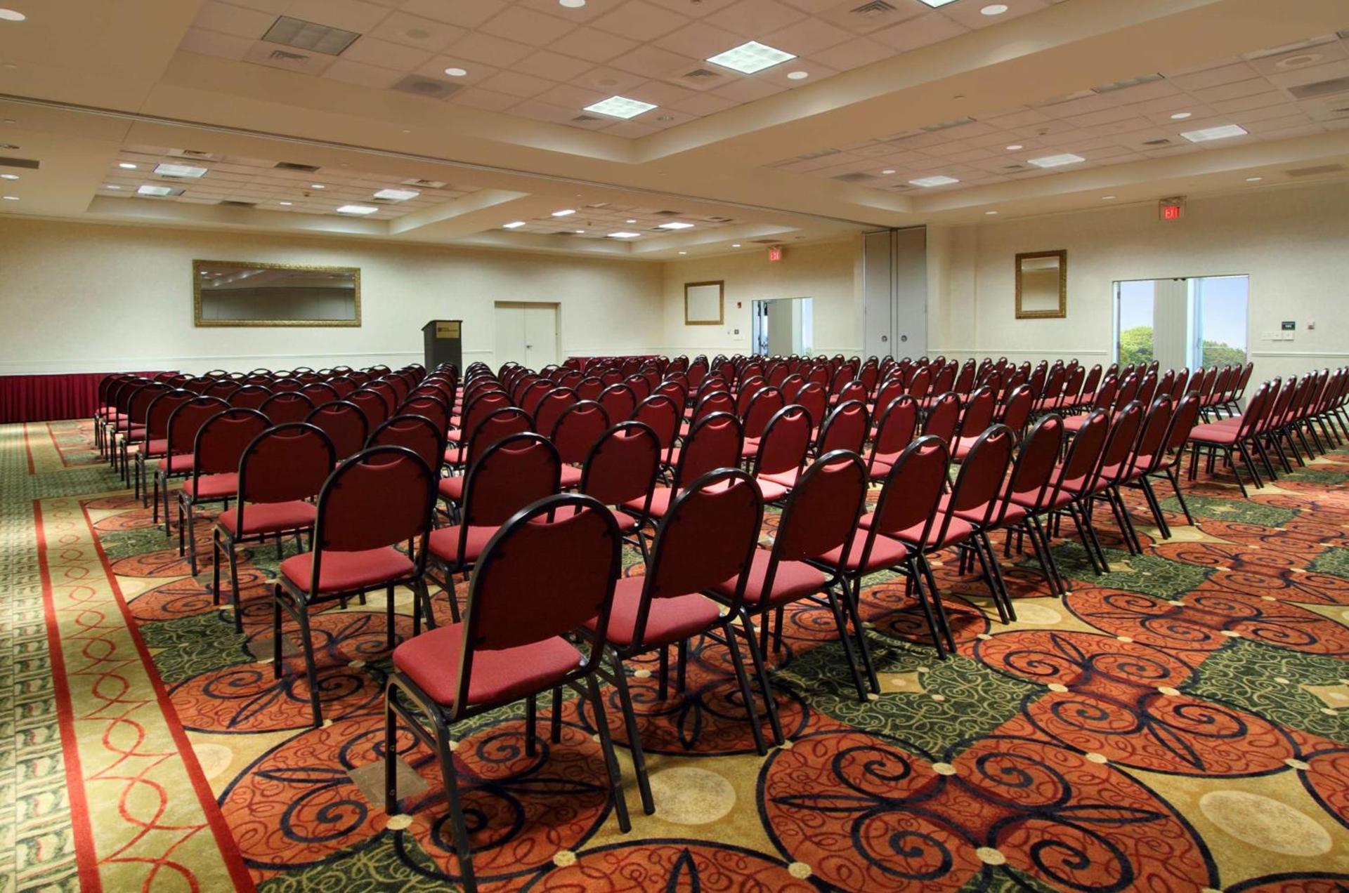 Hilton Garden Inn Saint Charles photo 28