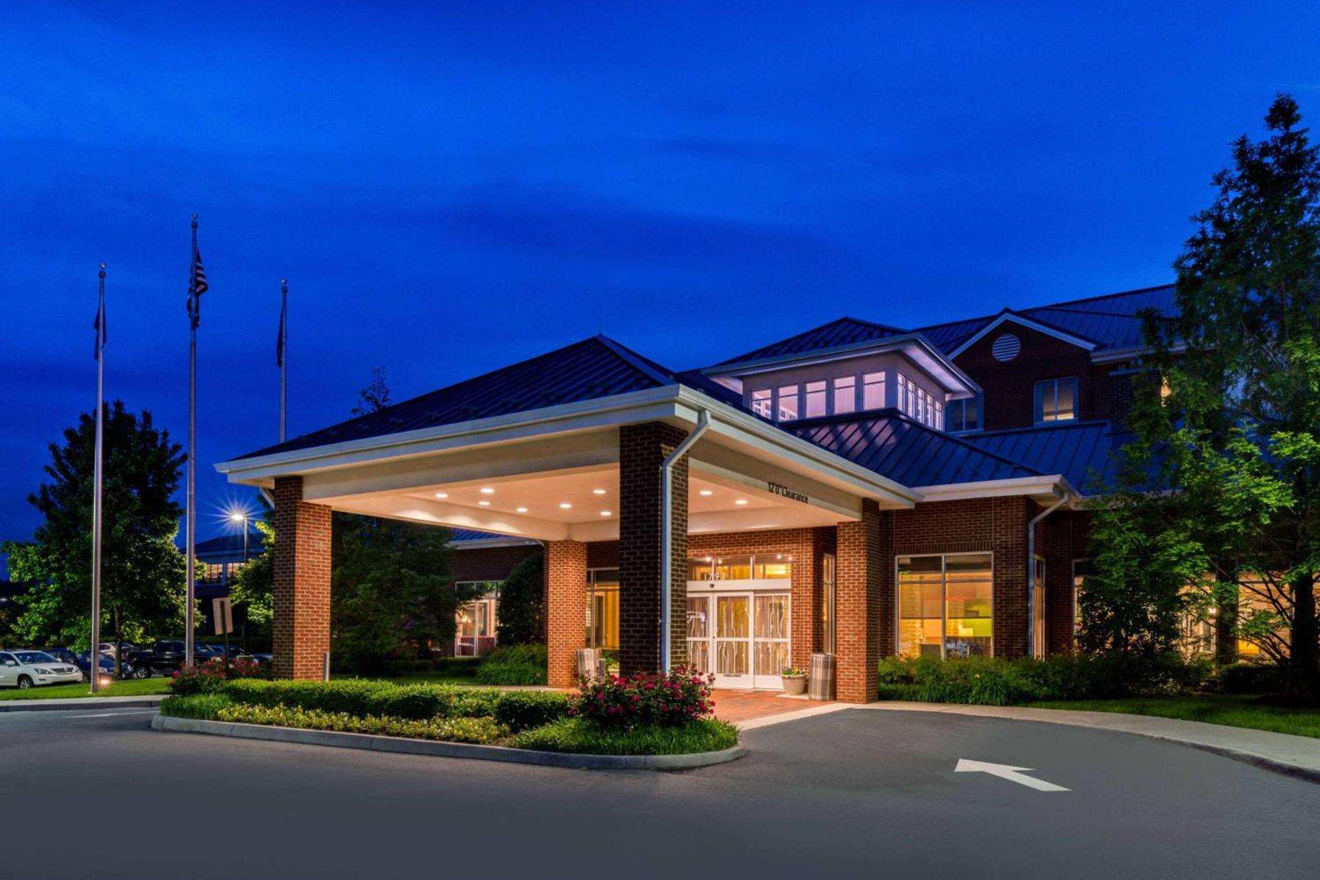 Hilton Garden Inn Charlottesville photo 1