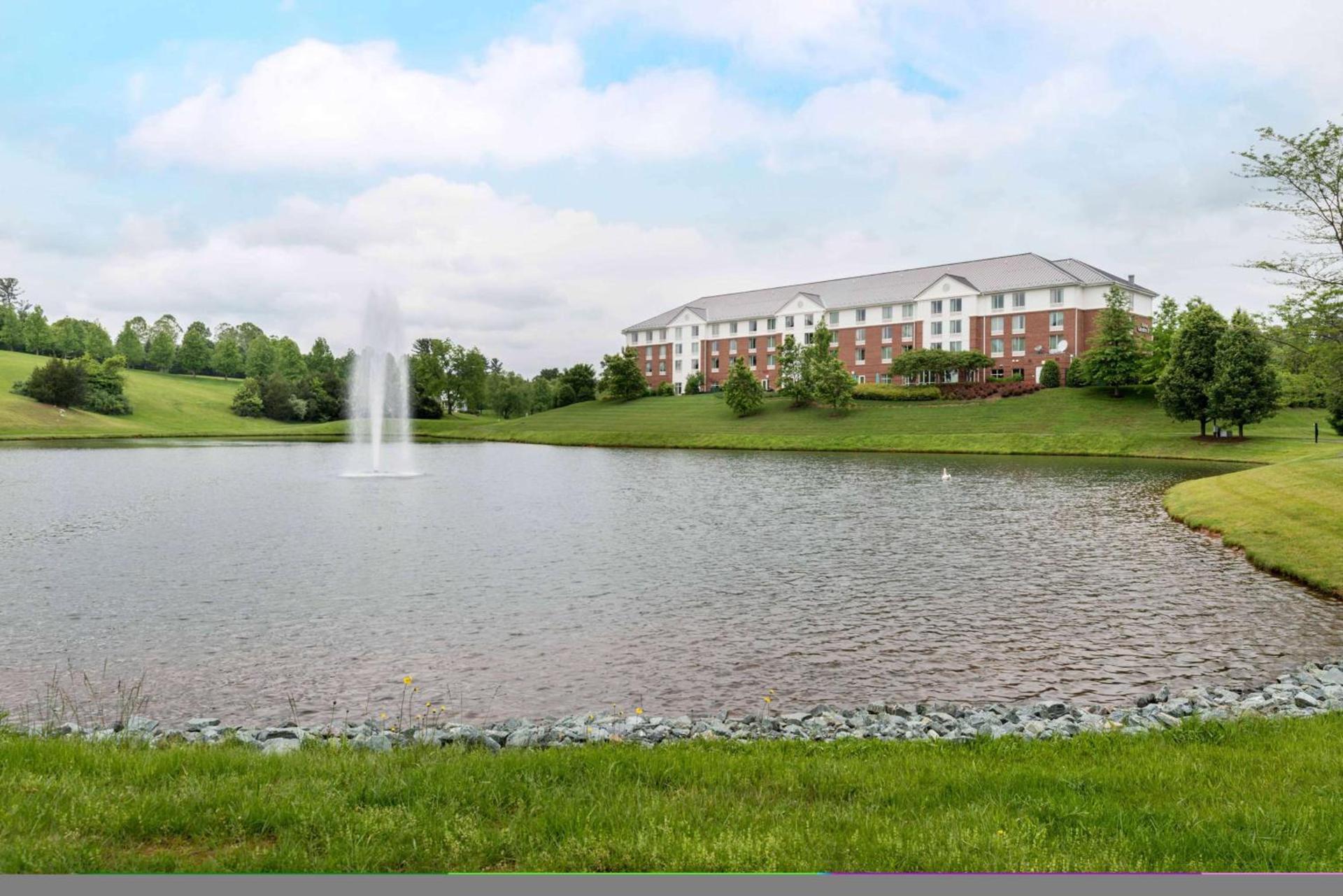 Hilton Garden Inn Charlottesville photo 5