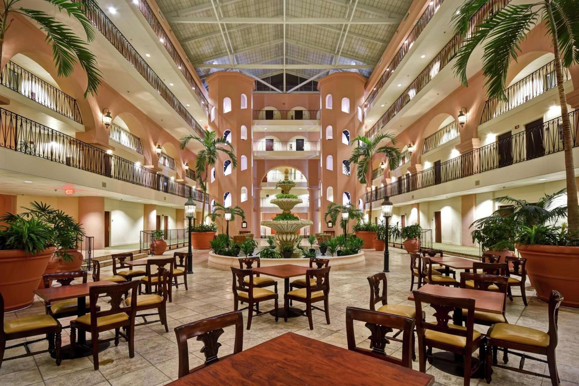 Embassy Suites Charleston - Historic District photo 8