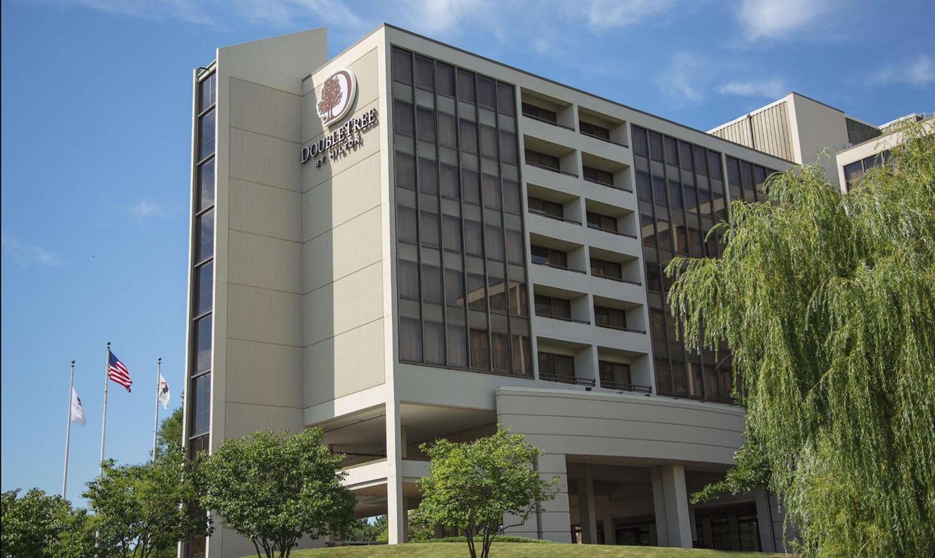 DoubleTree by Hilton Chicago - Oak Brook photo 21