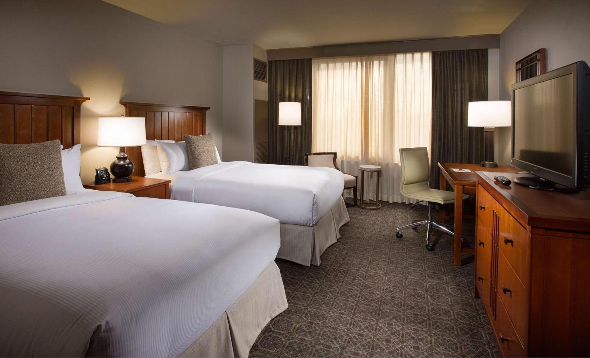 DoubleTree by Hilton Chicago - Oak Brook photo 20