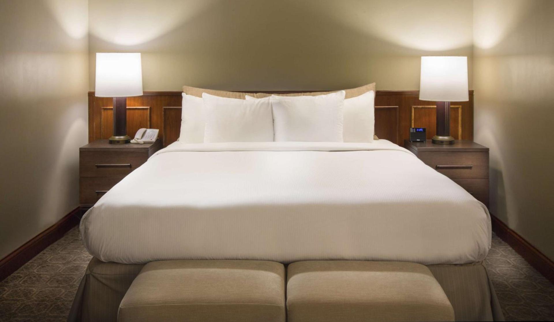 DoubleTree by Hilton Chicago - Oak Brook photo 23