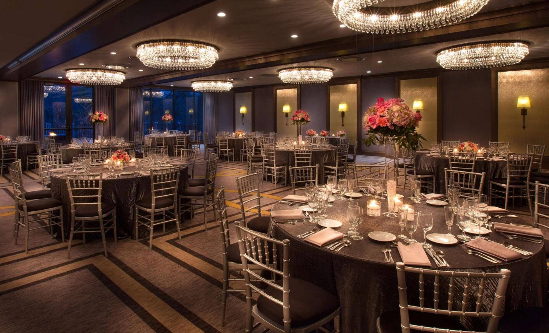 DoubleTree by Hilton Chicago - Oak Brook photo 35