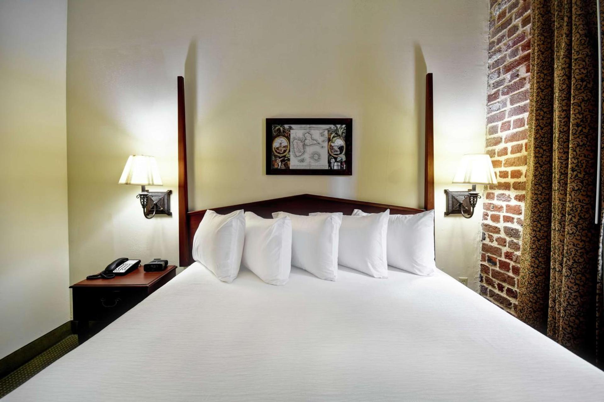 Embassy Suites Charleston - Historic District photo 35