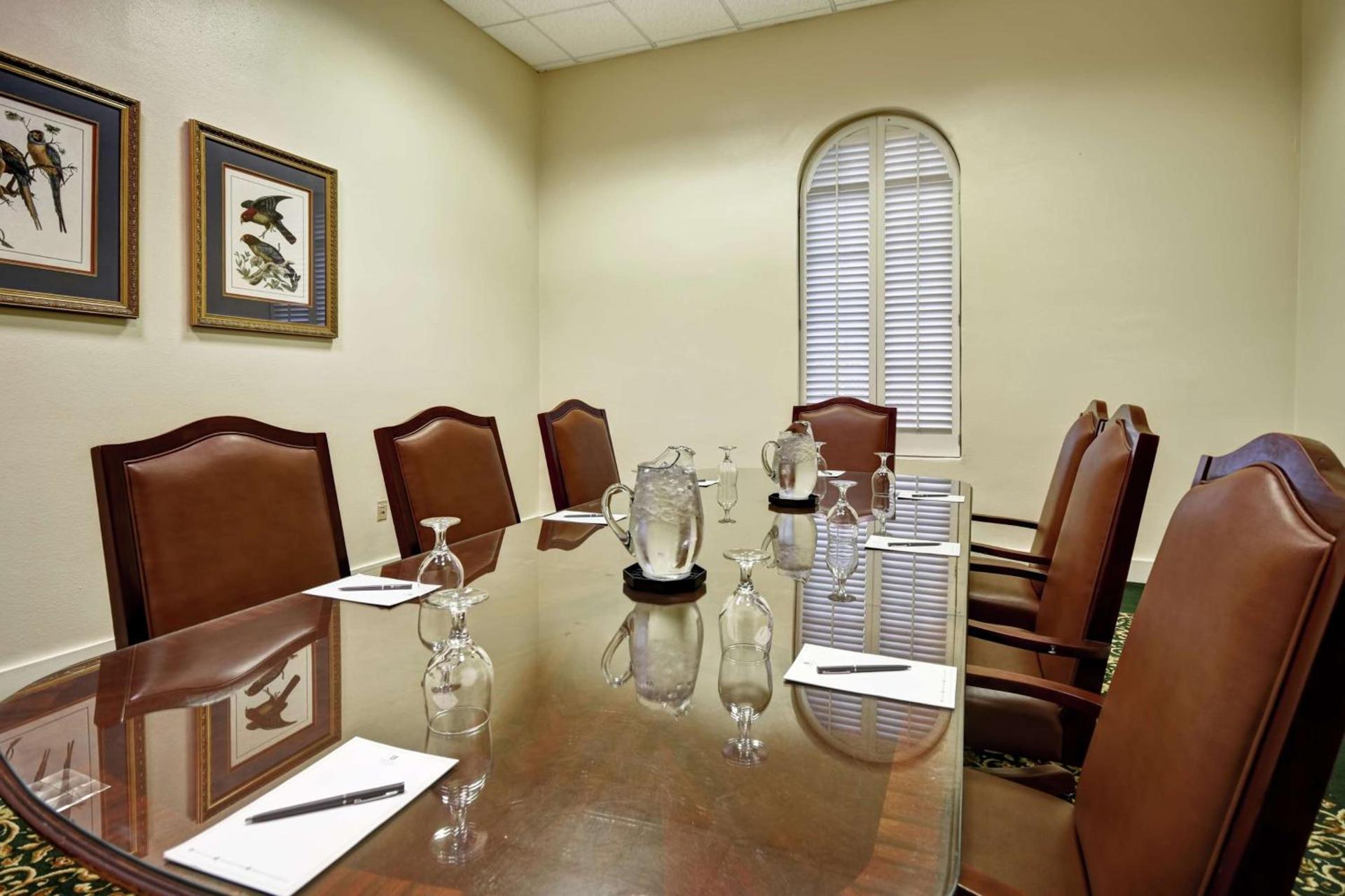 Embassy Suites Charleston - Historic District photo 40