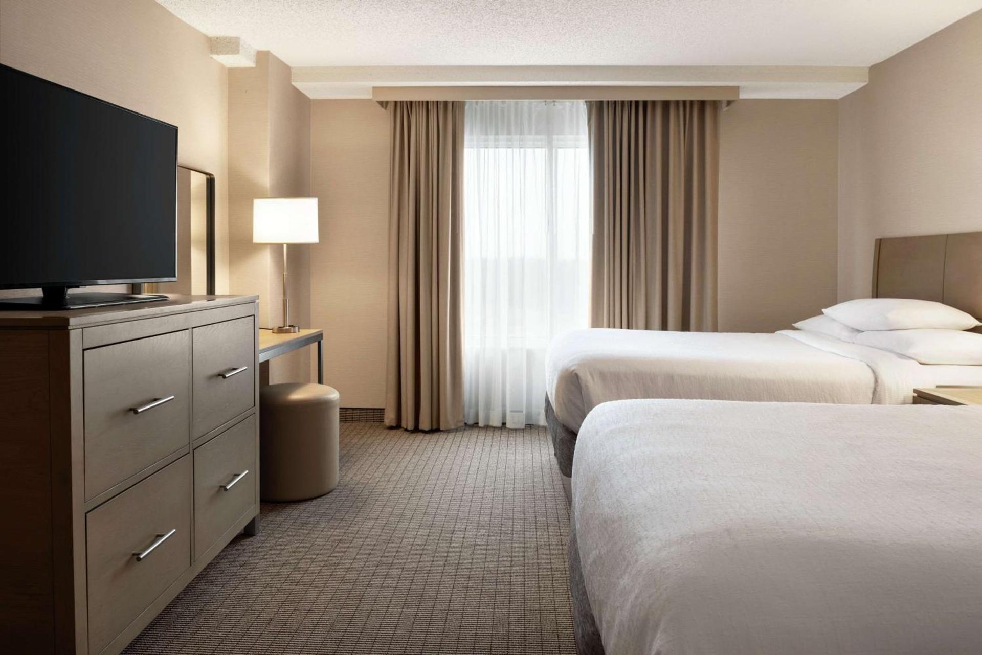 Embassy Suites by Hilton Cleveland Rockside photo 23