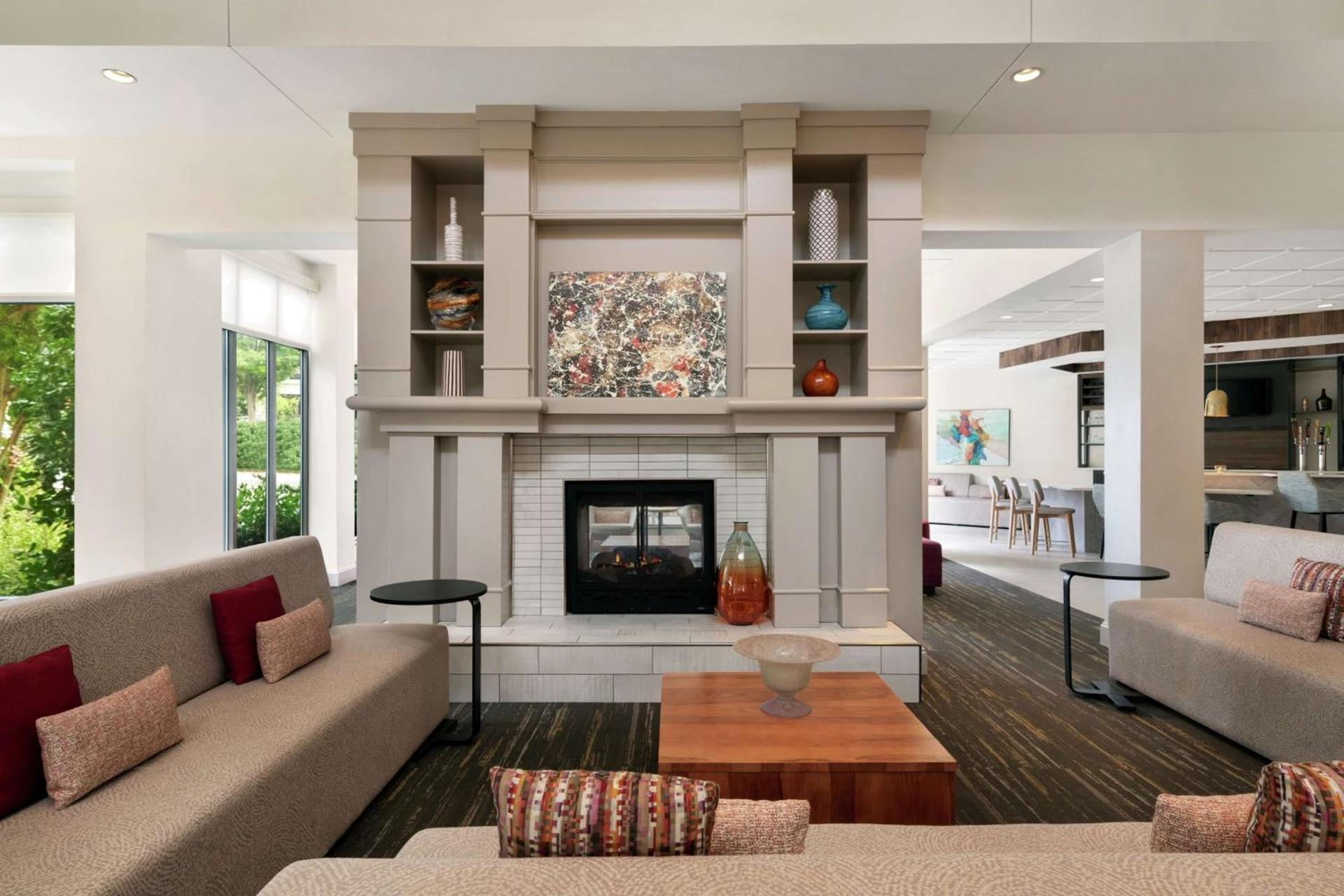 Hilton Garden Inn Charlotte/Ayrsley photo 3