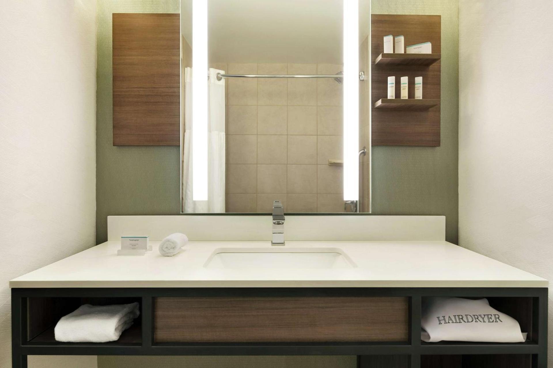 Hilton Garden Inn Charlotte/Ayrsley photo 15