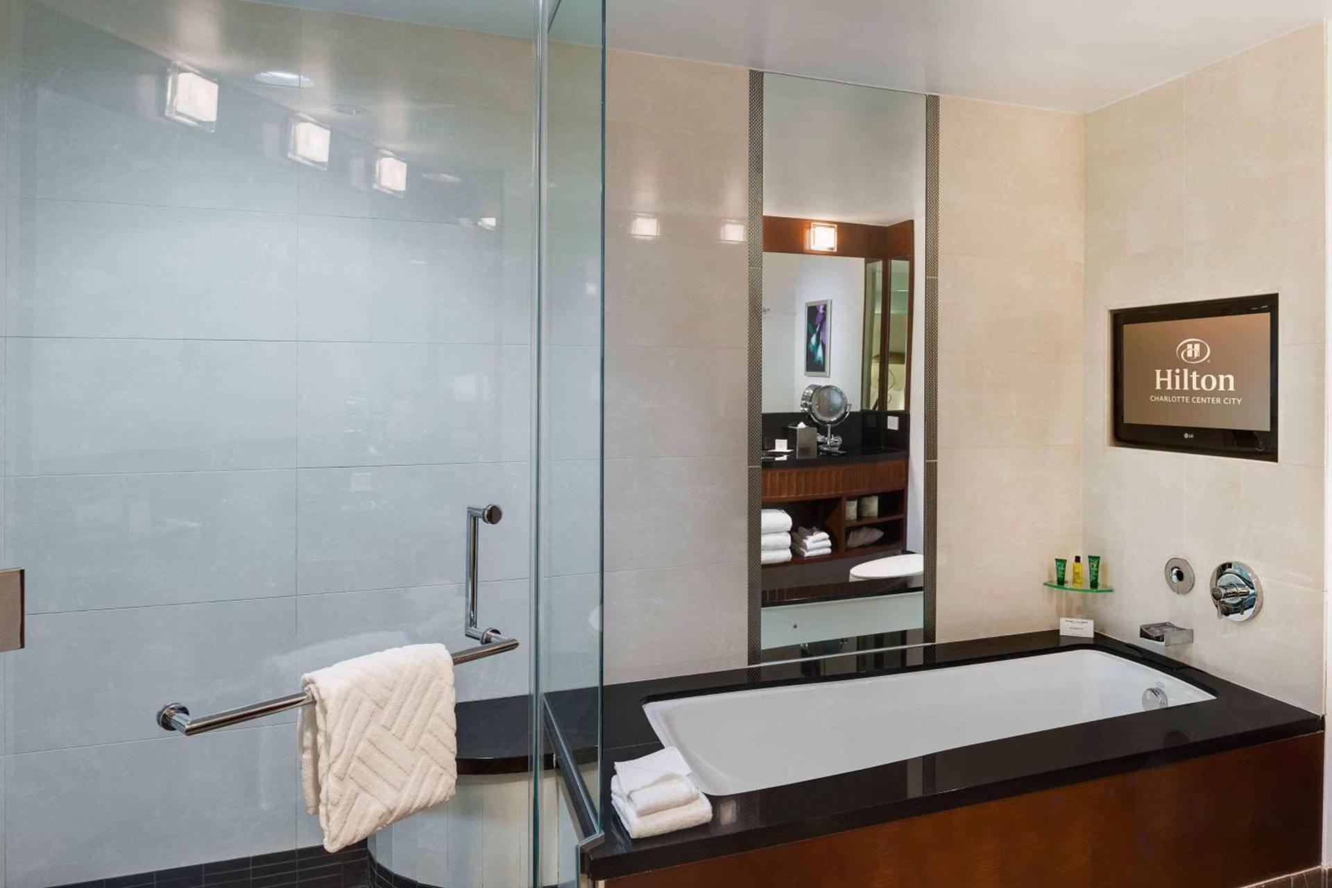 Hilton Charlotte Uptown photo 12
