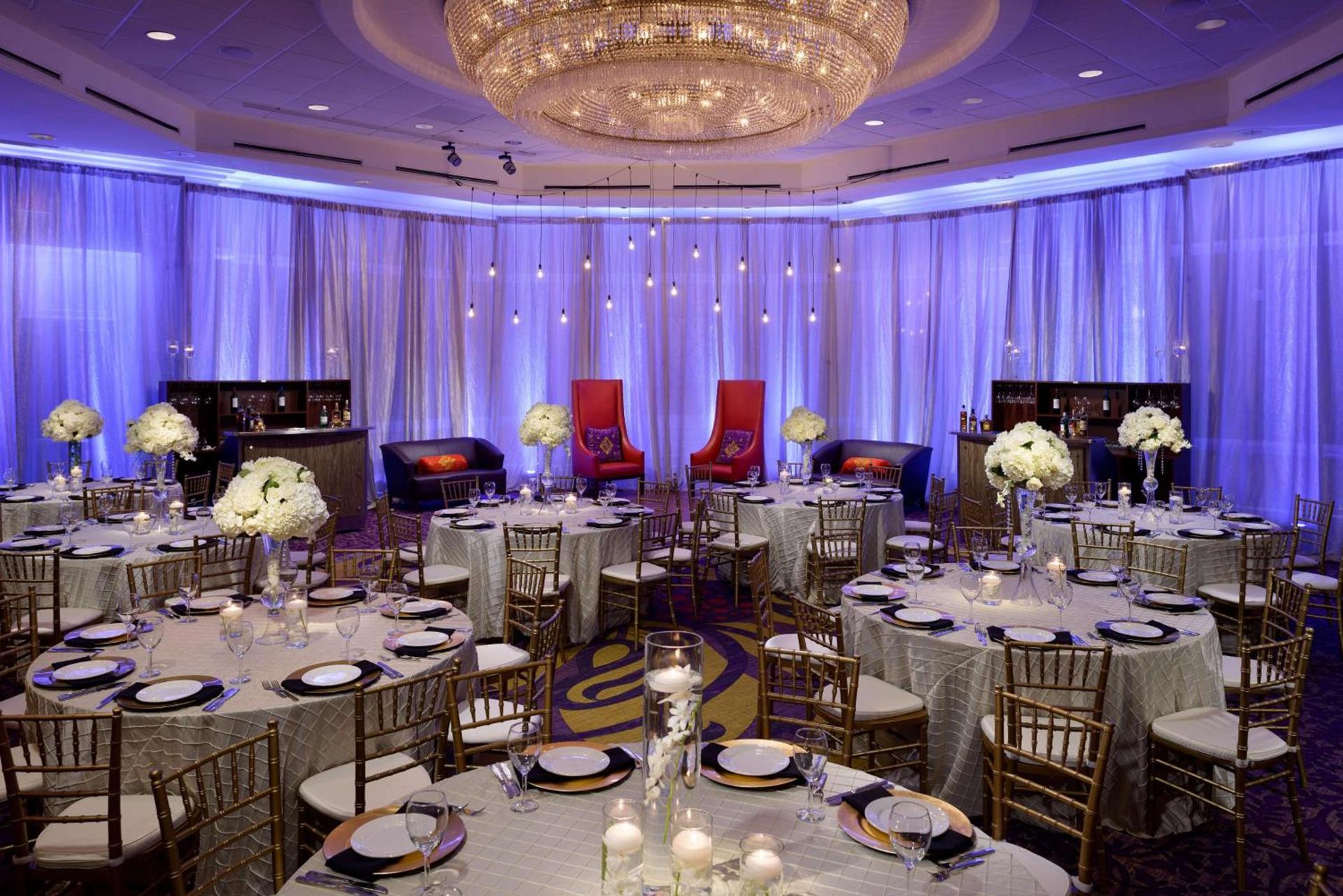 Hilton Charlotte Uptown photo 30