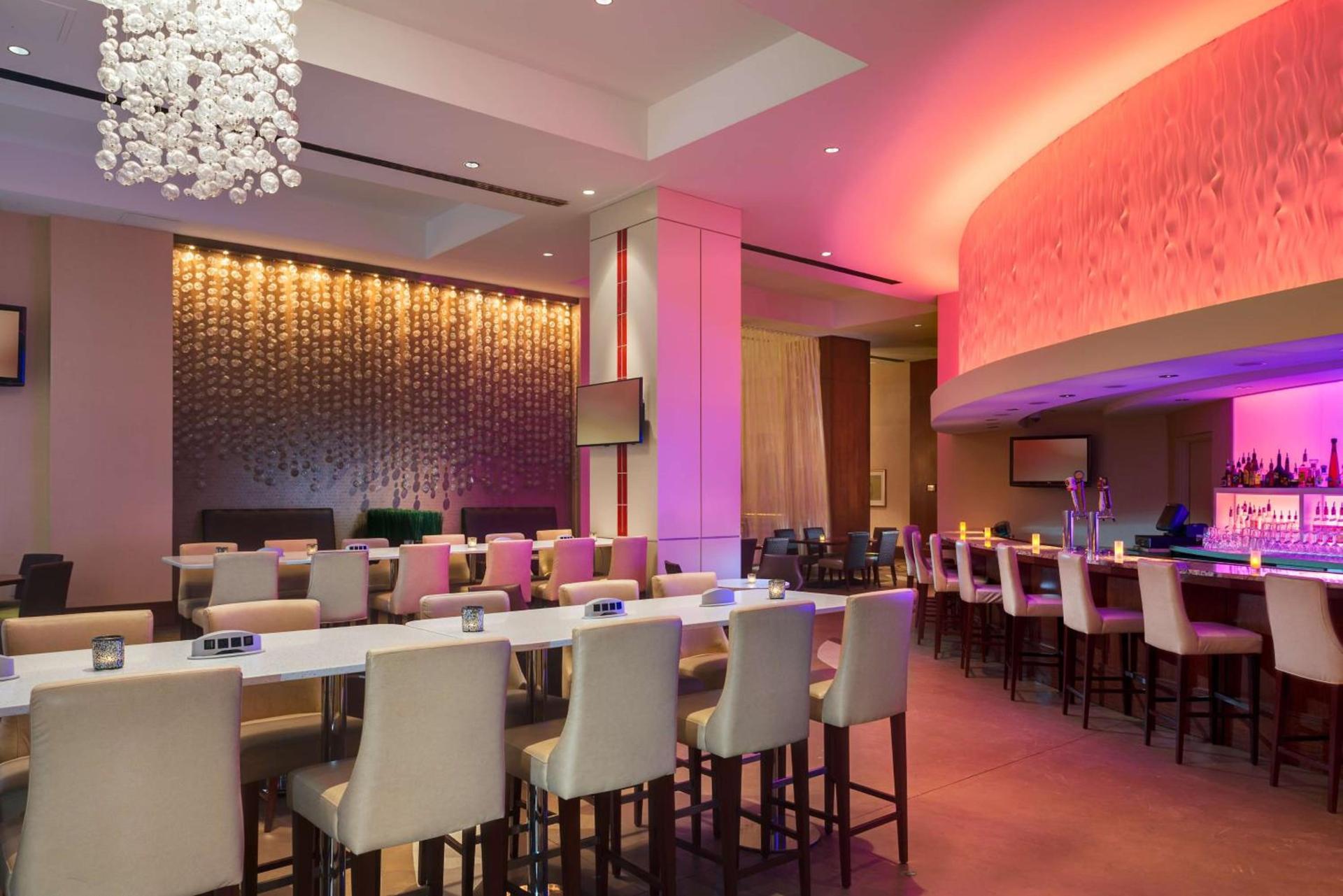 Hilton Charlotte Uptown photo 40